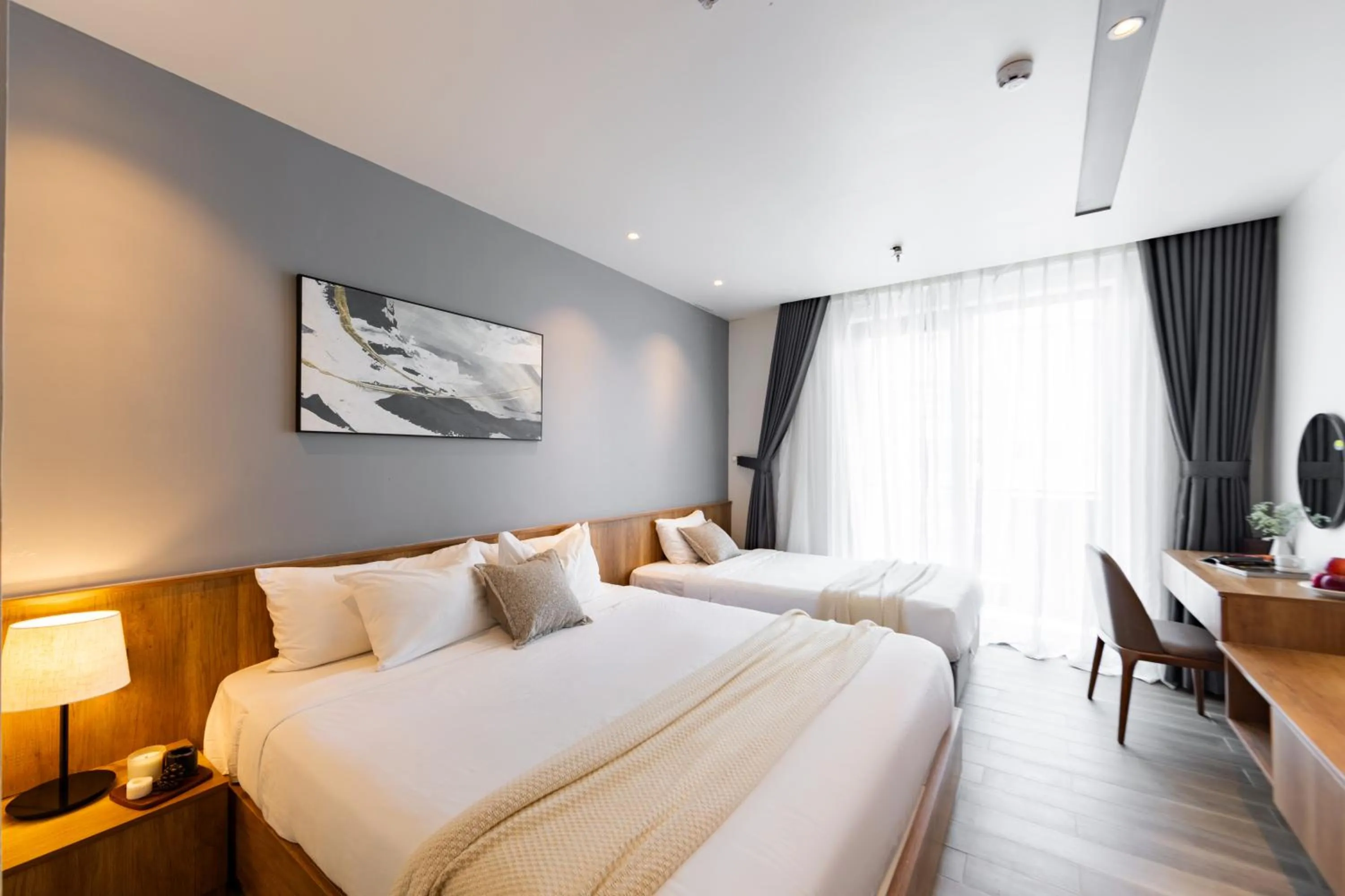 Deluxe Studio in TTR Central Apart Hotel