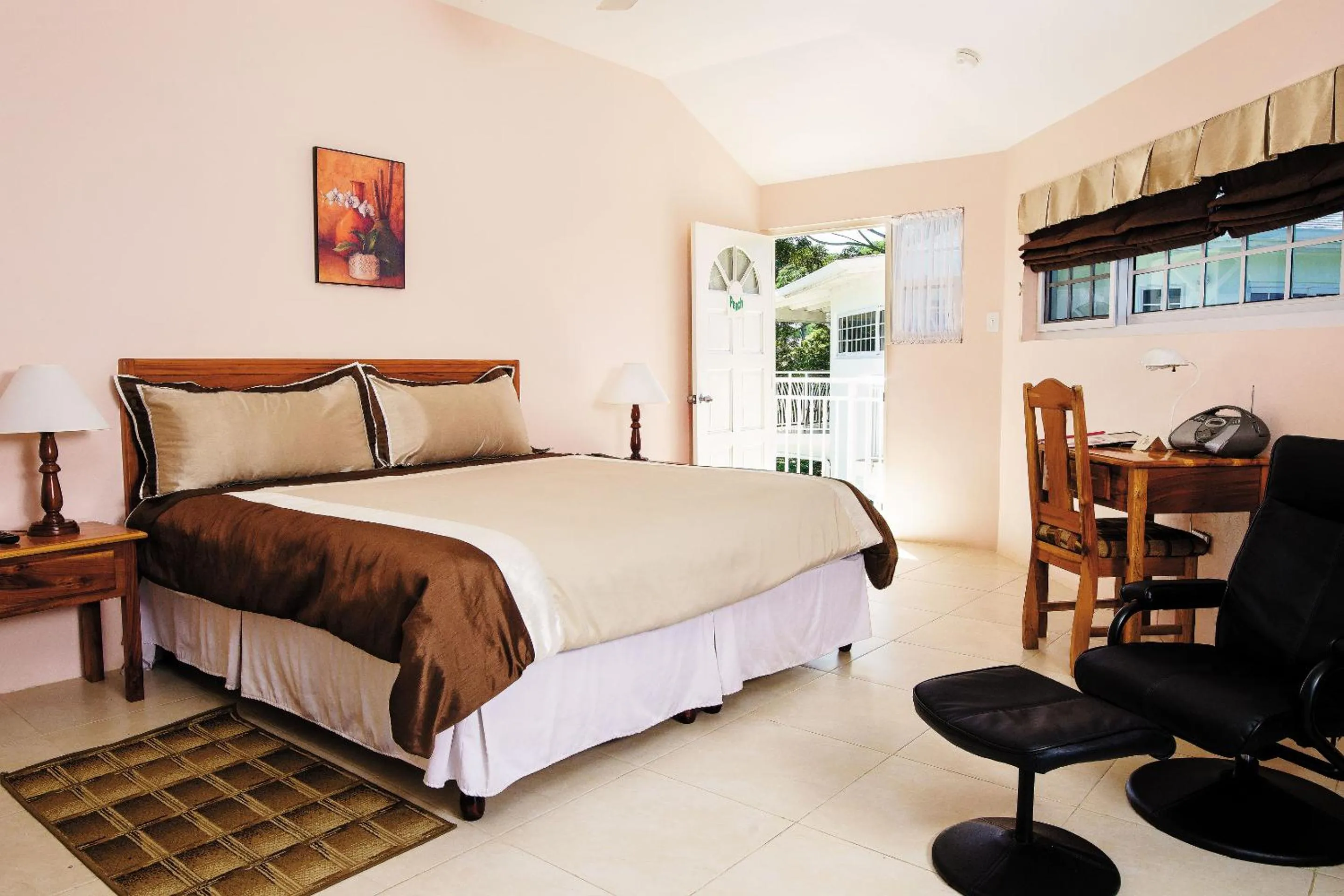 Standard Room with Garden View in Rondel Village