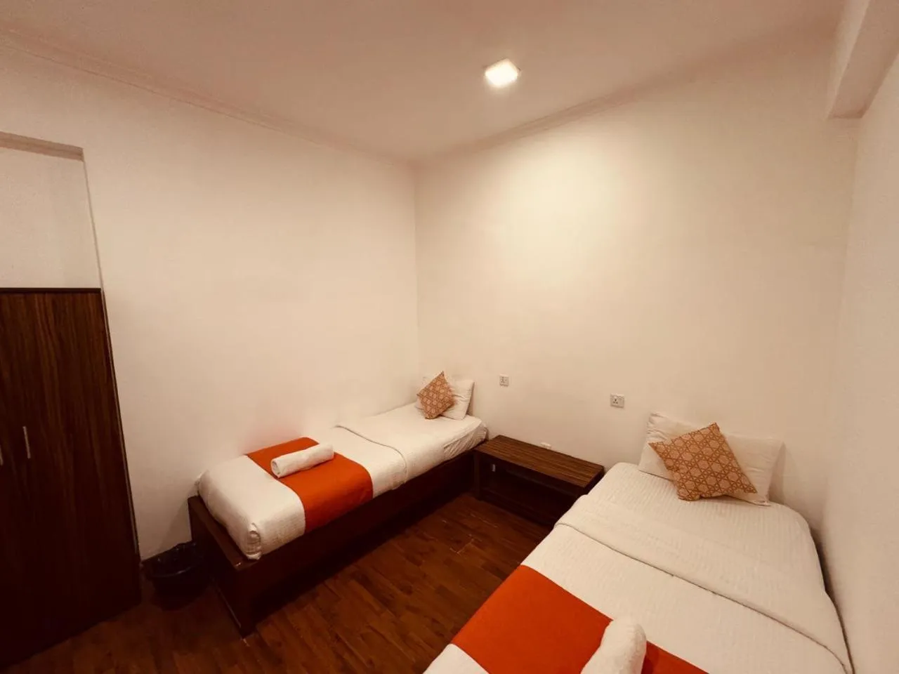 Twin Room with Shared Bathroom in CityRest Fort