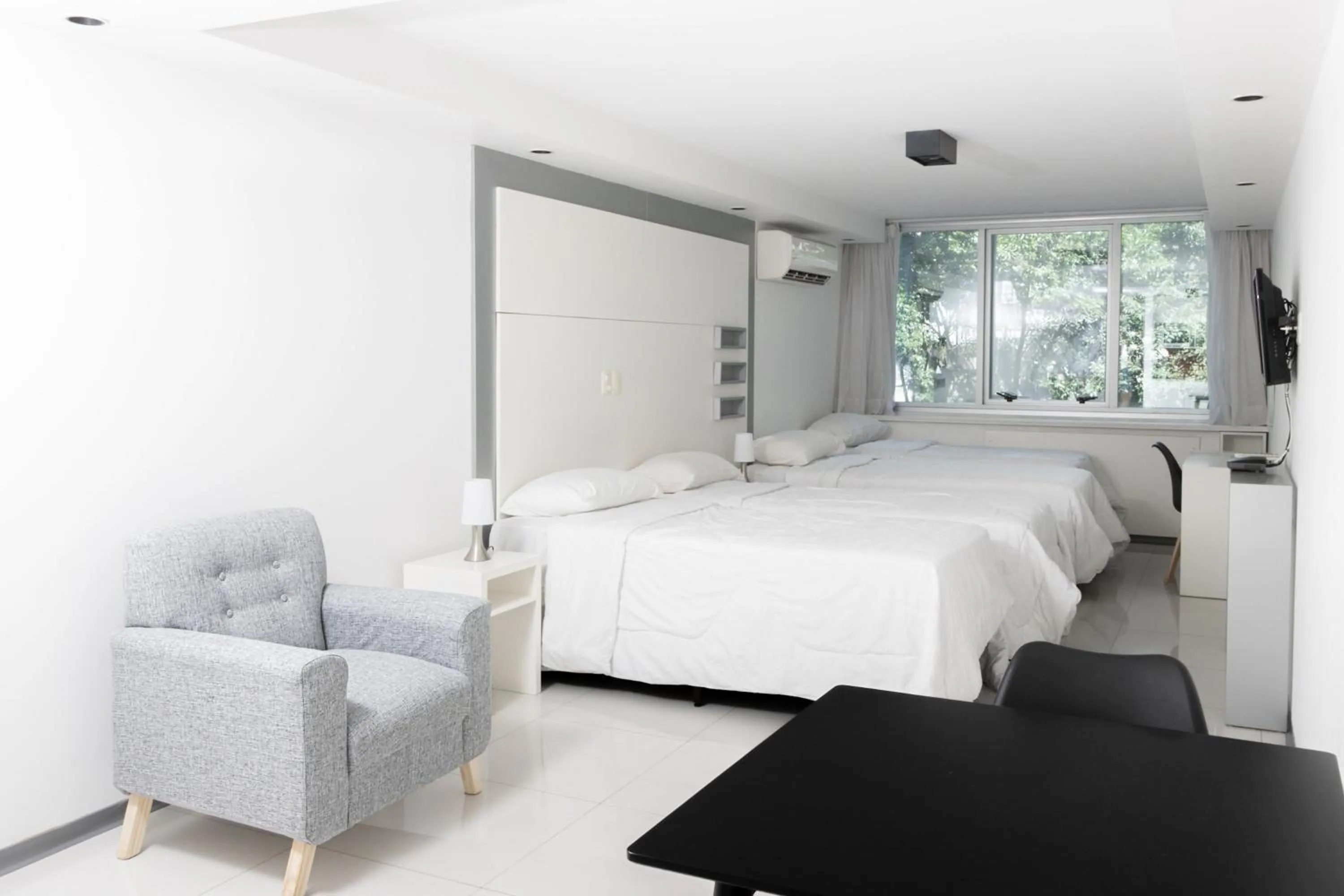 Premium Quadruple Room in Hotel Gema Luxury Suites