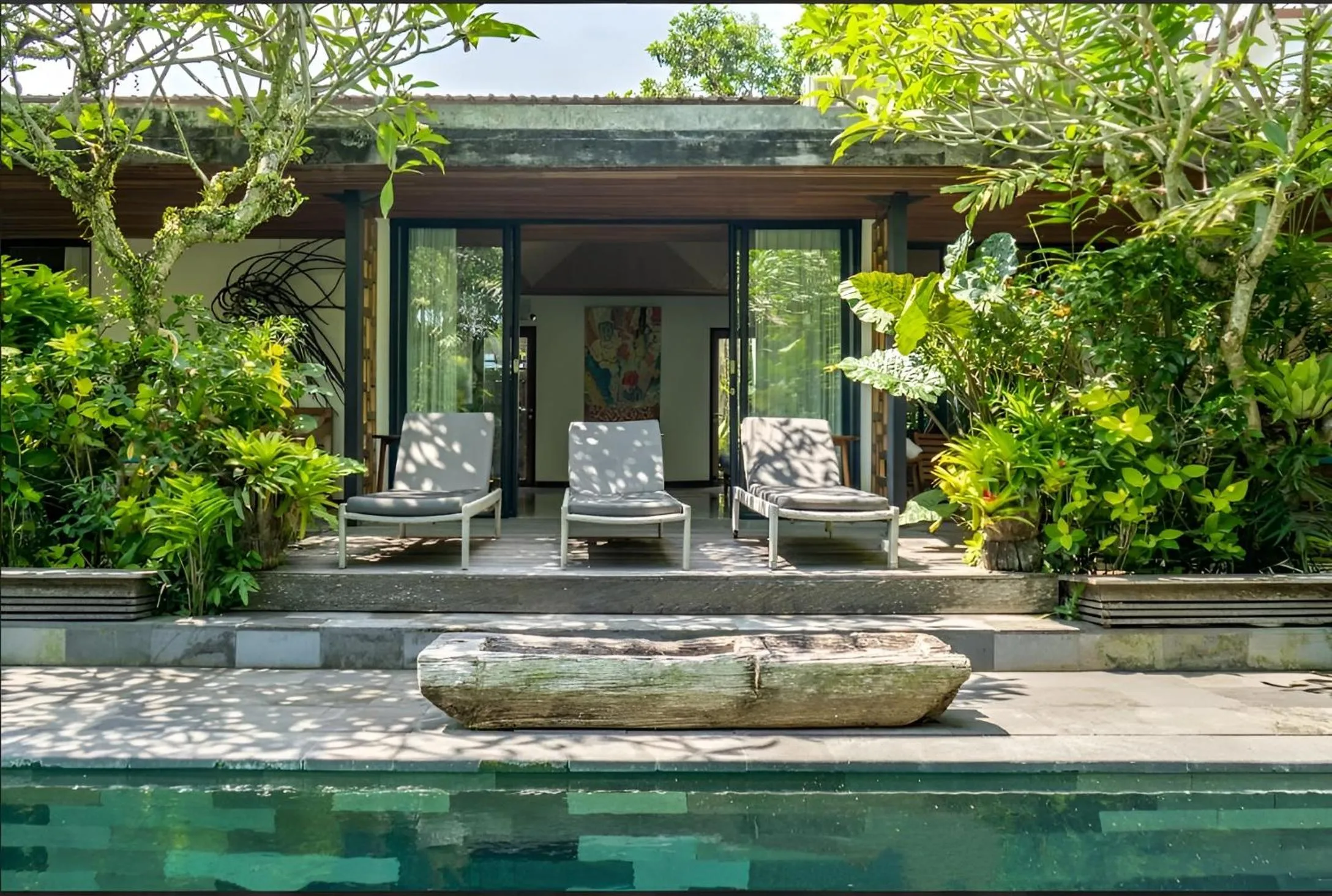 Garden View Suite with Complimentary Access to Titi Batu Sports Club in Surya Kembar Villas