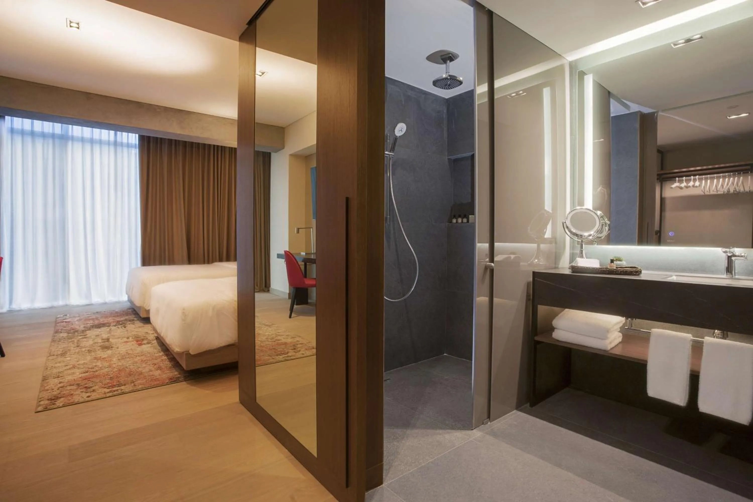 Queen Room with Two Queen Beds with City View and Terrace in Hyatt Regency Mexico City Insurgentes WTC