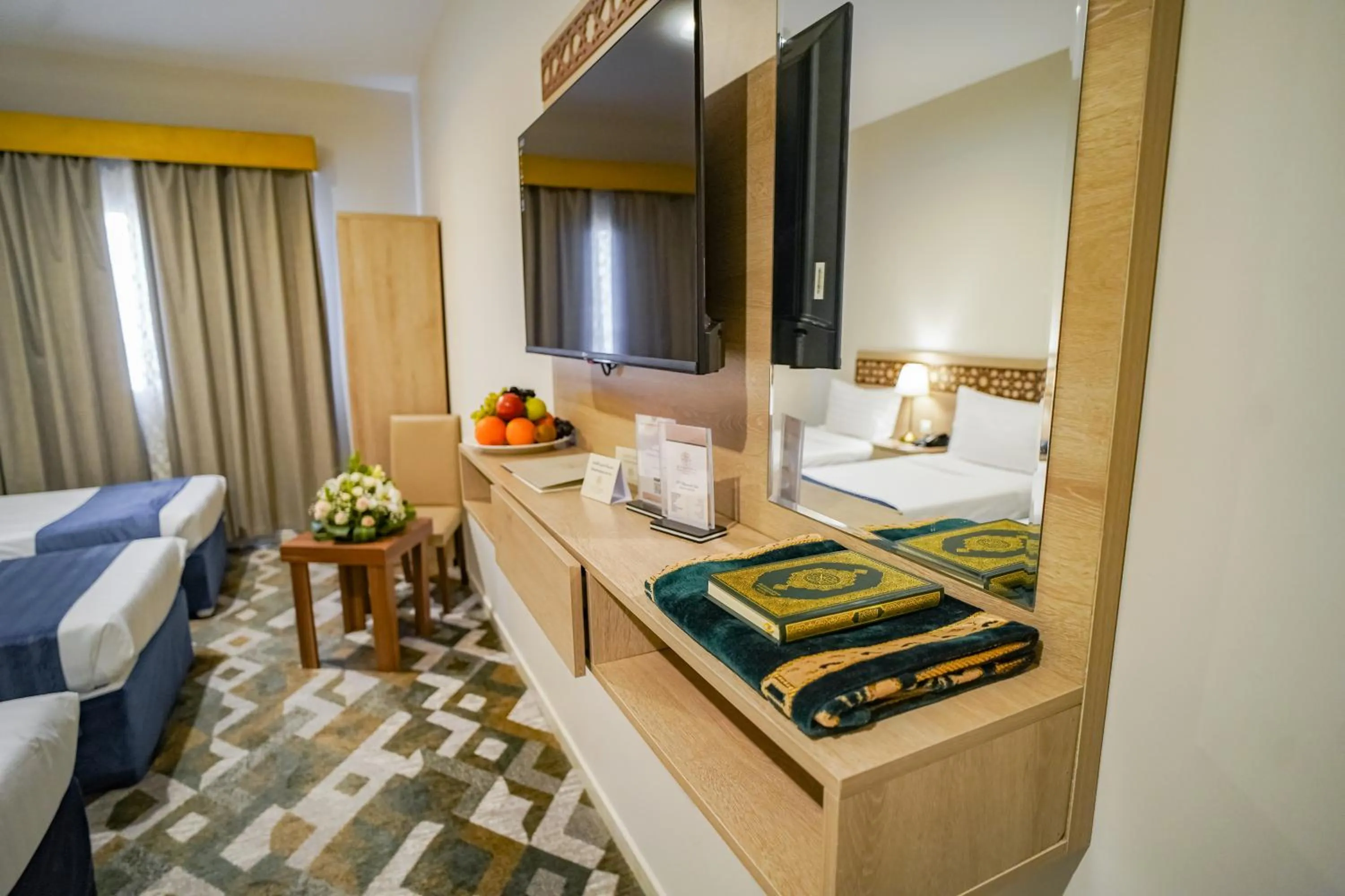 Triple Room in Osturat Emaar Hotel