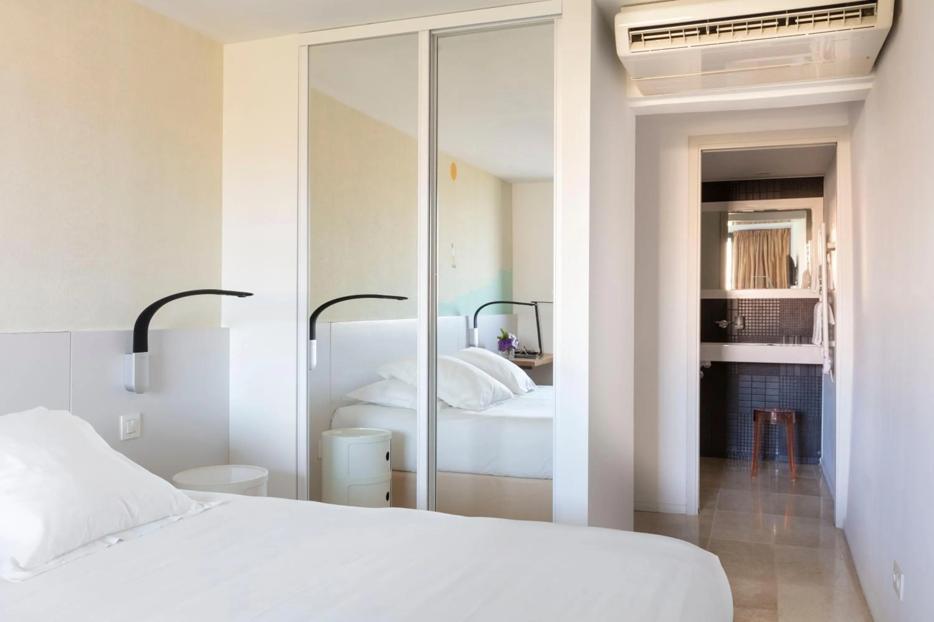 Superior Room with Partial Sea View (1st floor) in Hotel Alcyon