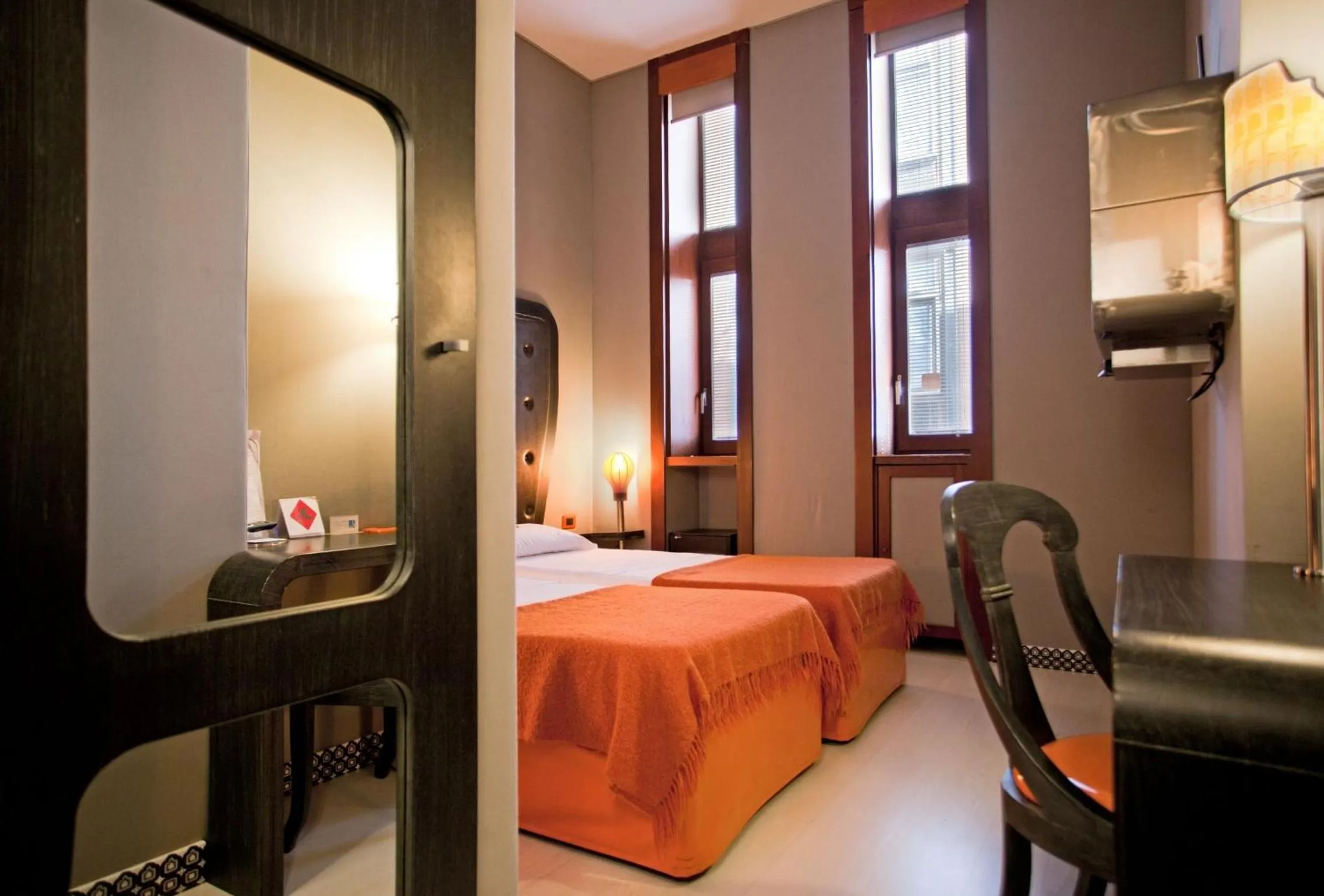 Double Room with Spa Bath in Orange Hotel