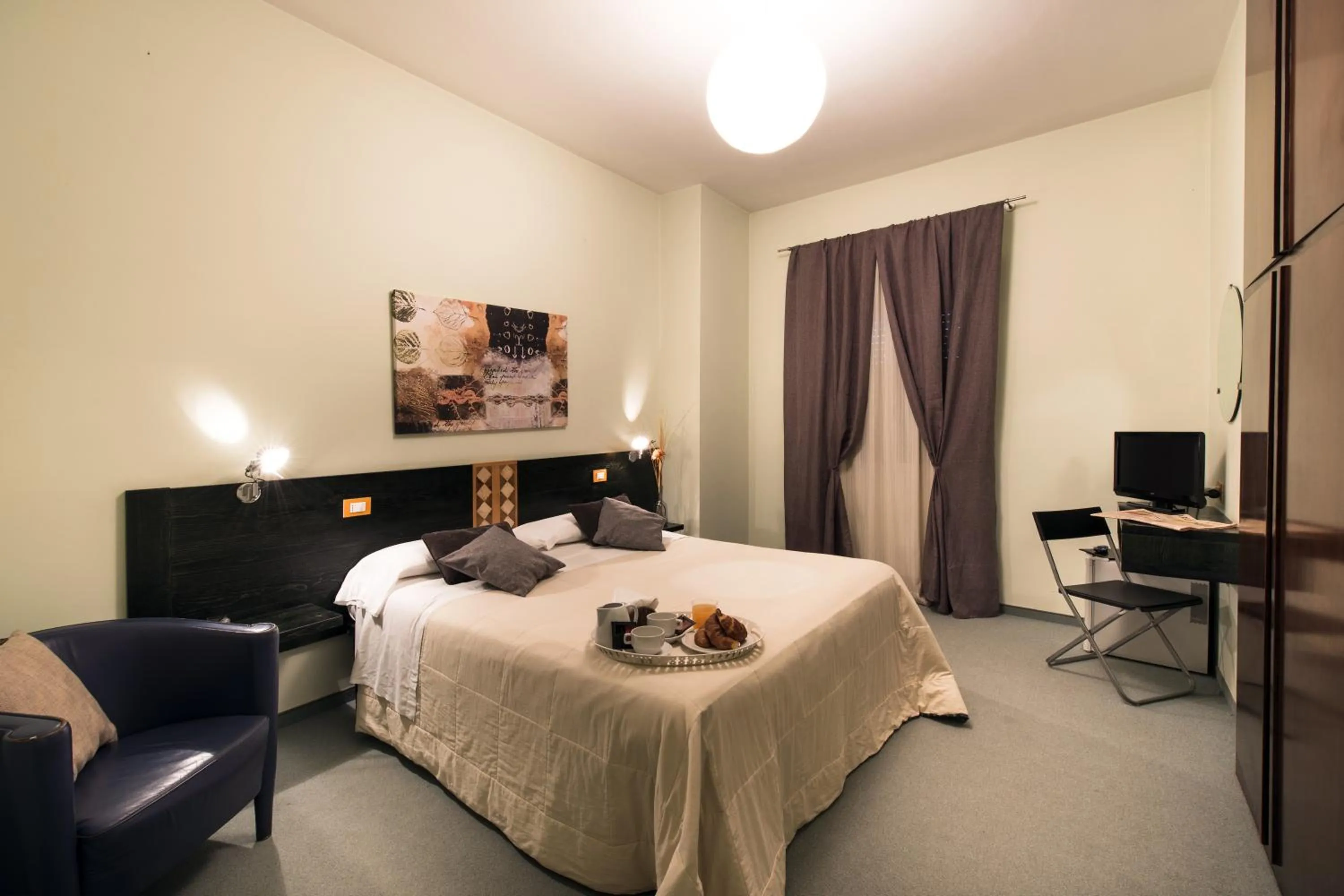 Double or Twin Room - single occupancy in Hotel Orvieto