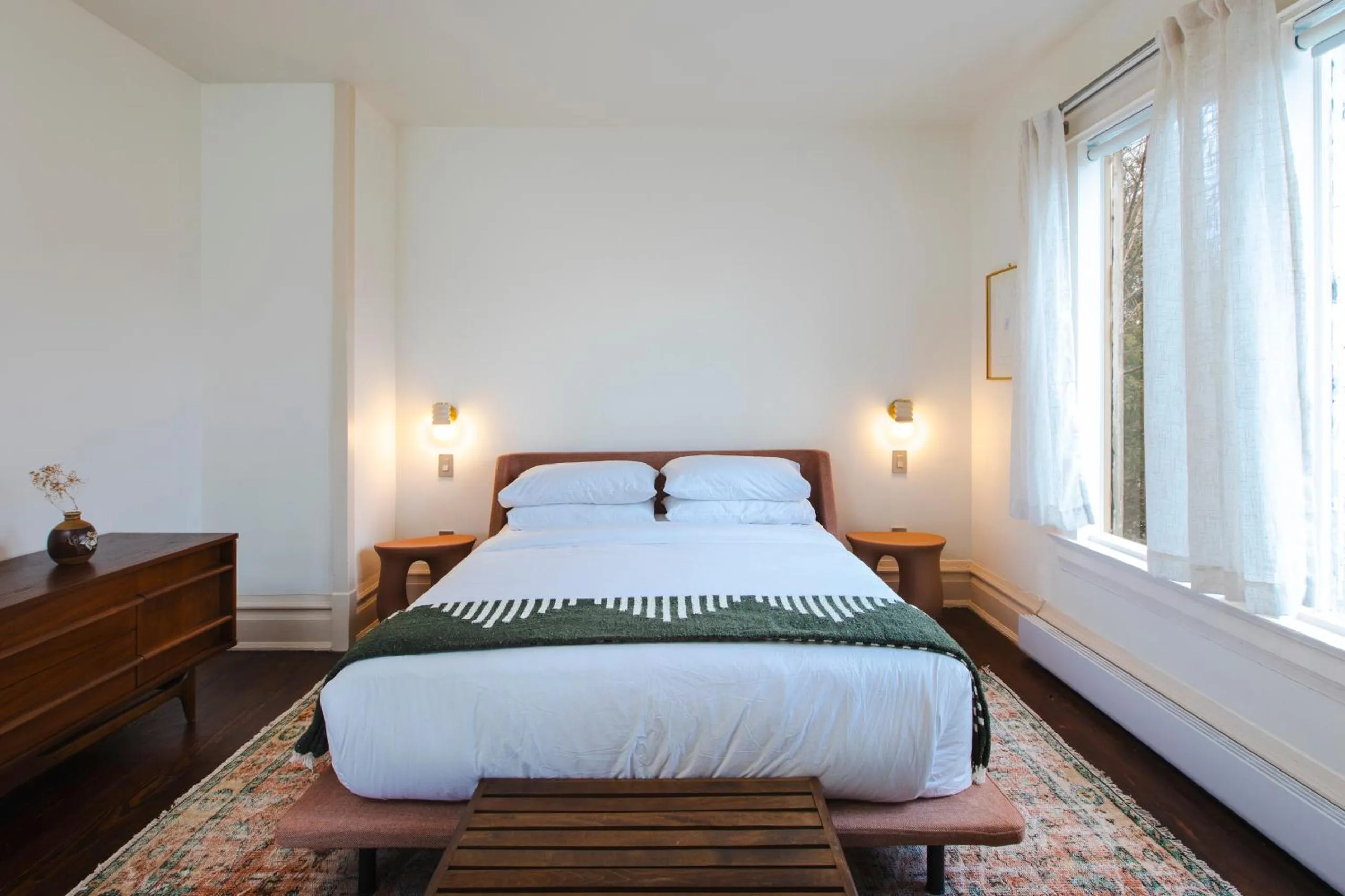 Queen Suite in Eastwind Hotel Lake Placid