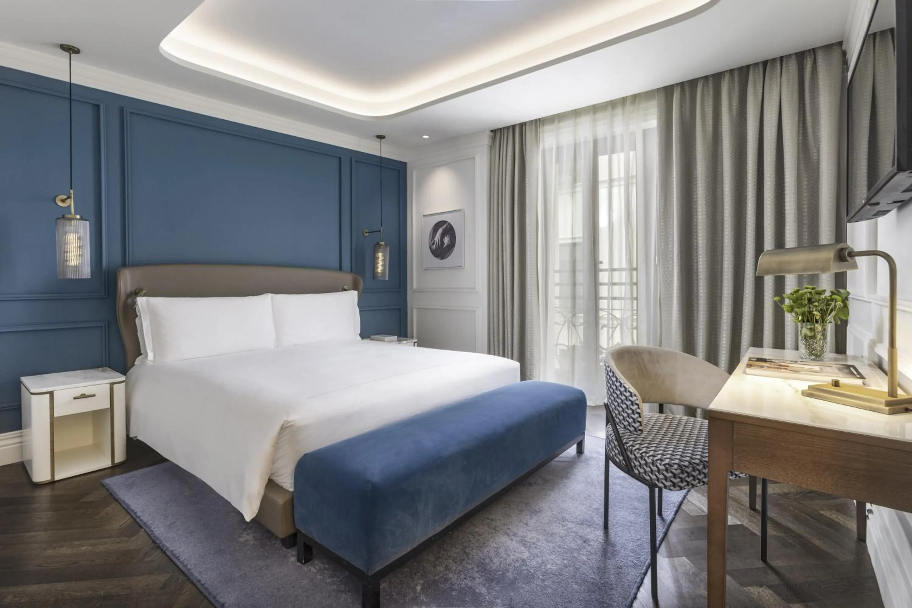 Classic King Room in InterContinental Rome Ambasciatori Palace by IHG