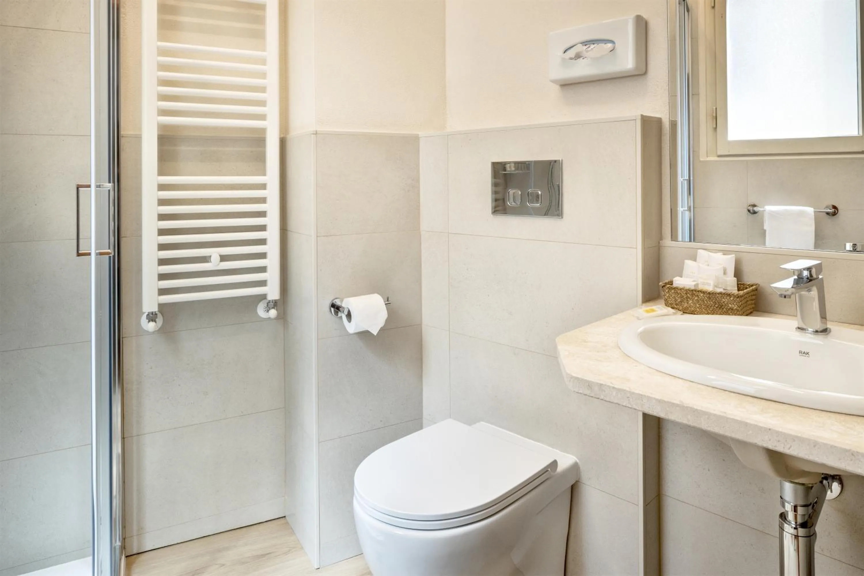 Superior Double or Twin Room in Hotel Italia