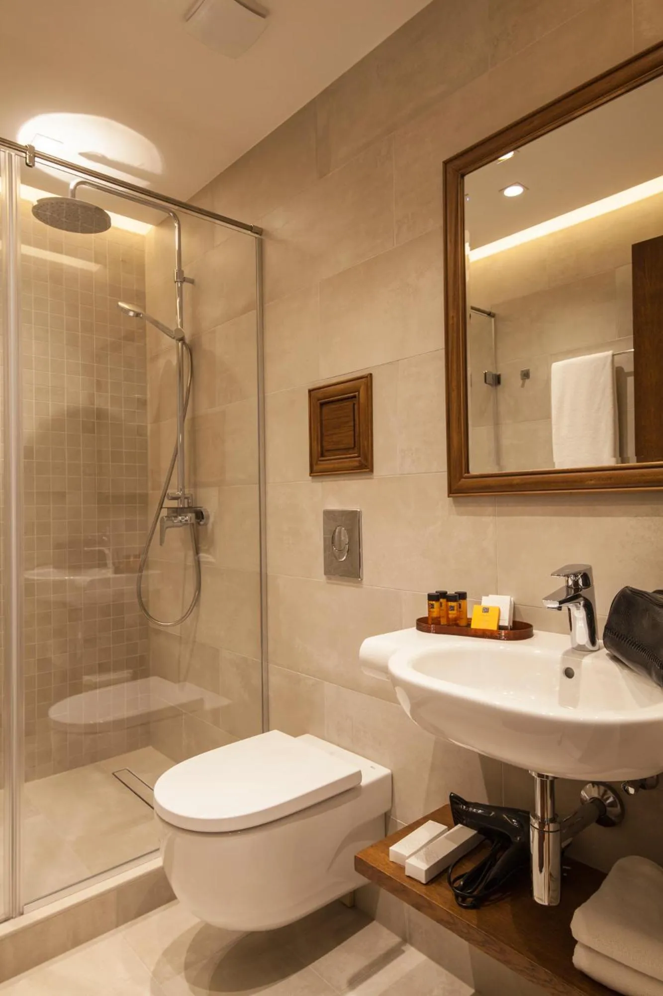 Superior Double Room in Villa Flavia Heritage Boutique Hotel