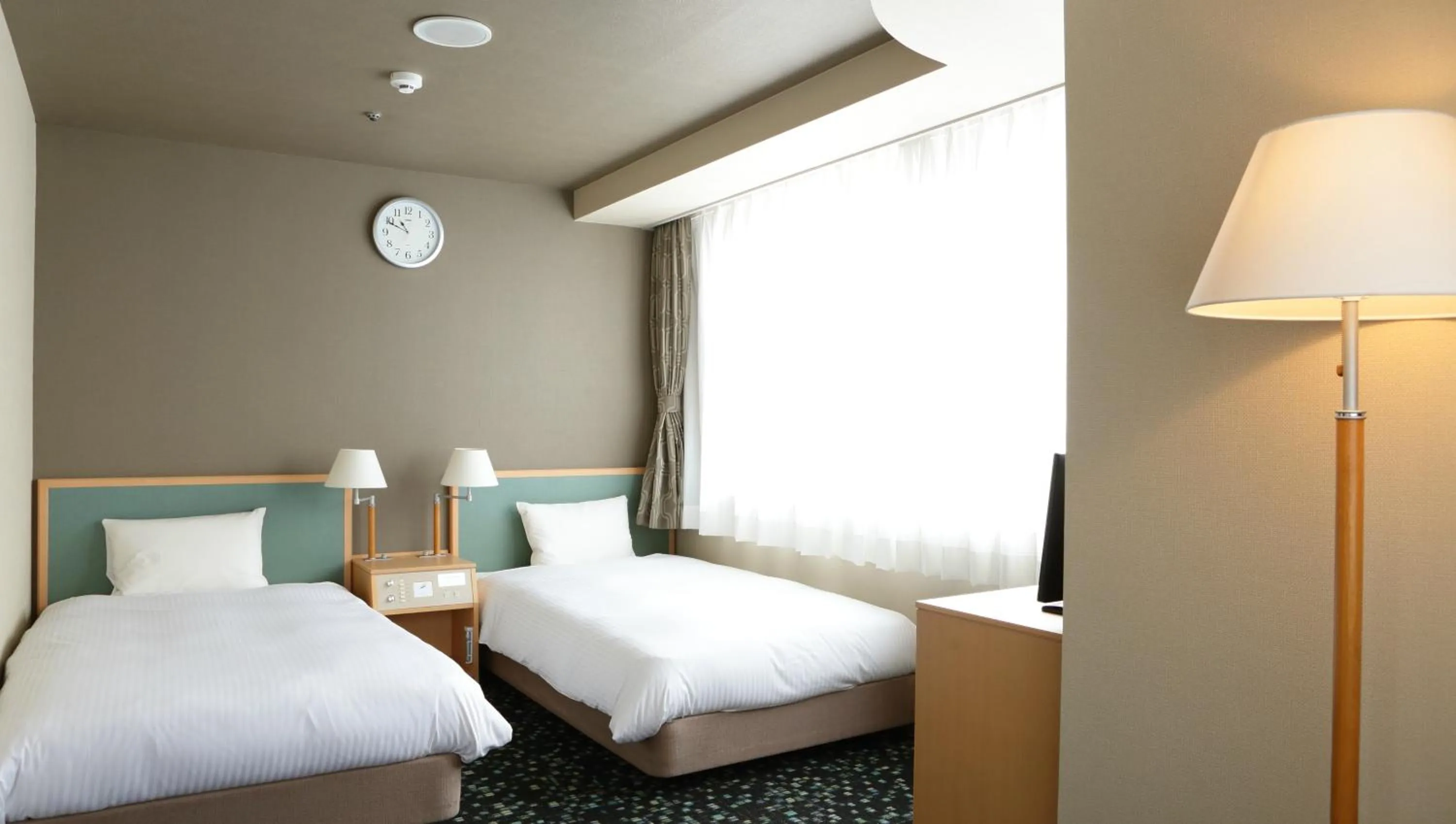 Twin Room - Smoking in Hotel Premium Green Hills