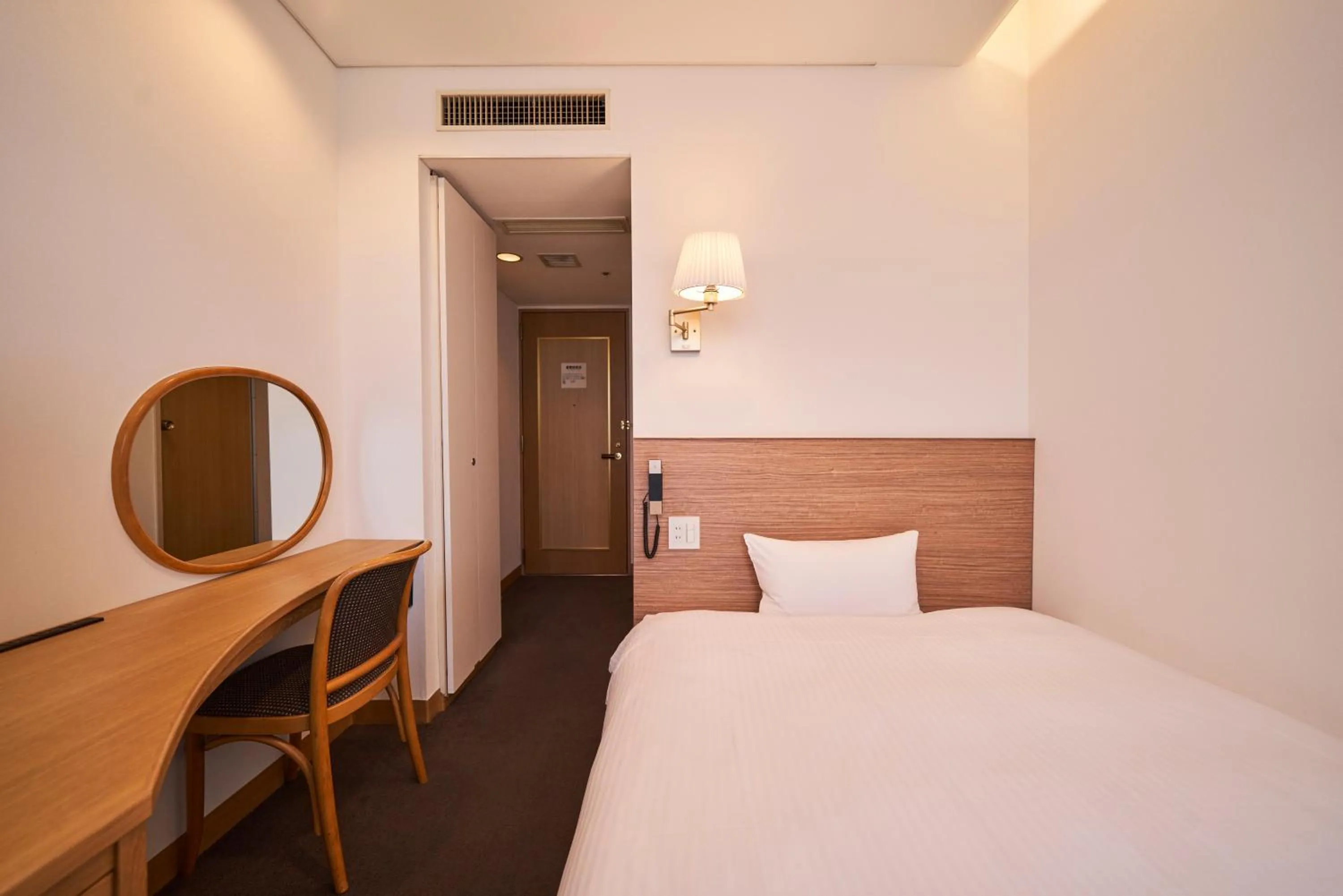 Single Room - Non-Smoking in Mito Sannomaru Hotel