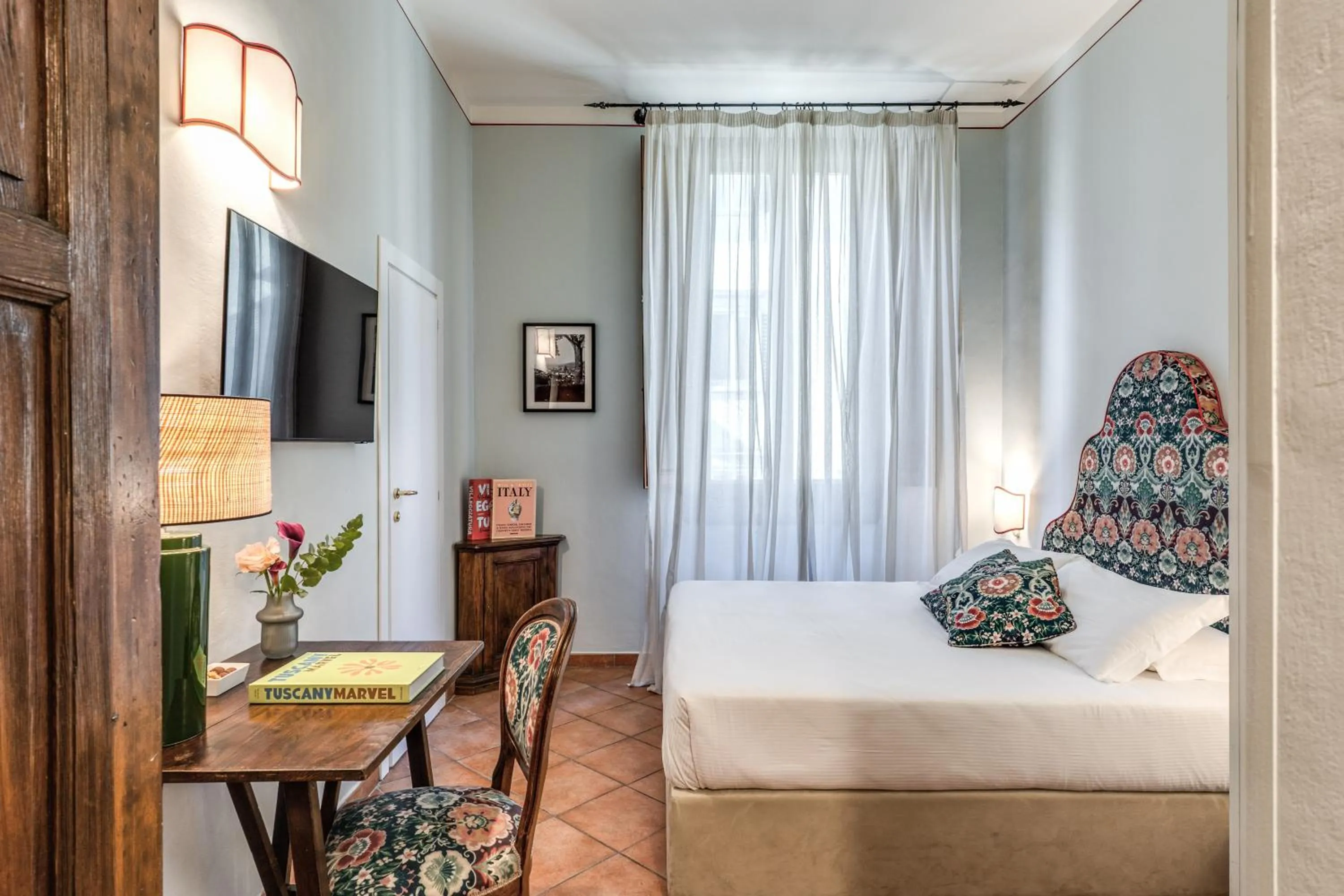 Standard Double or Twin Room in Hotel Galileo