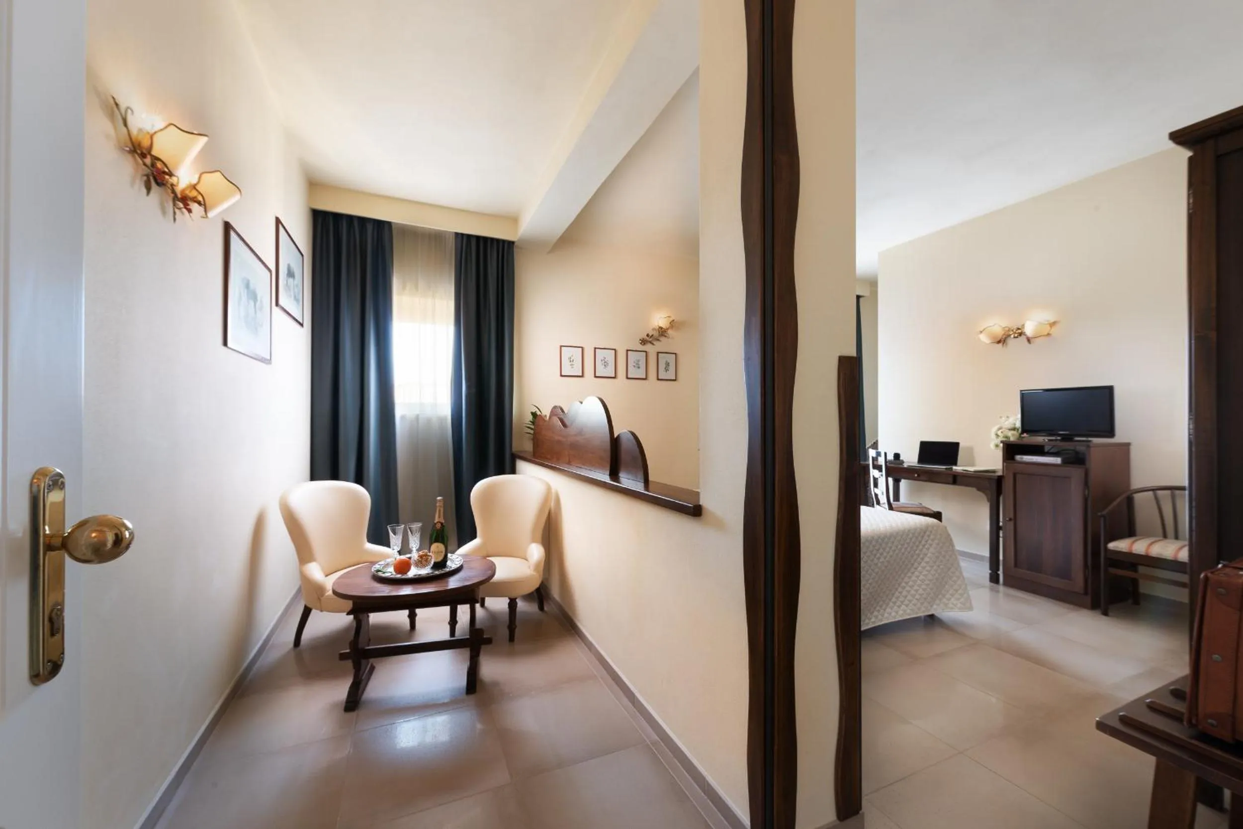 Triple Room in Hotel Corsignano