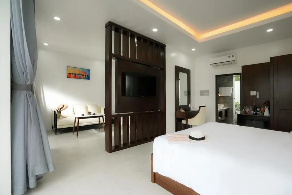 Suite with Pool View in DAD Resort Phú Quốc