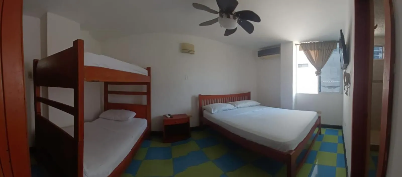 Triple Room in Hotel Bahia Plaza