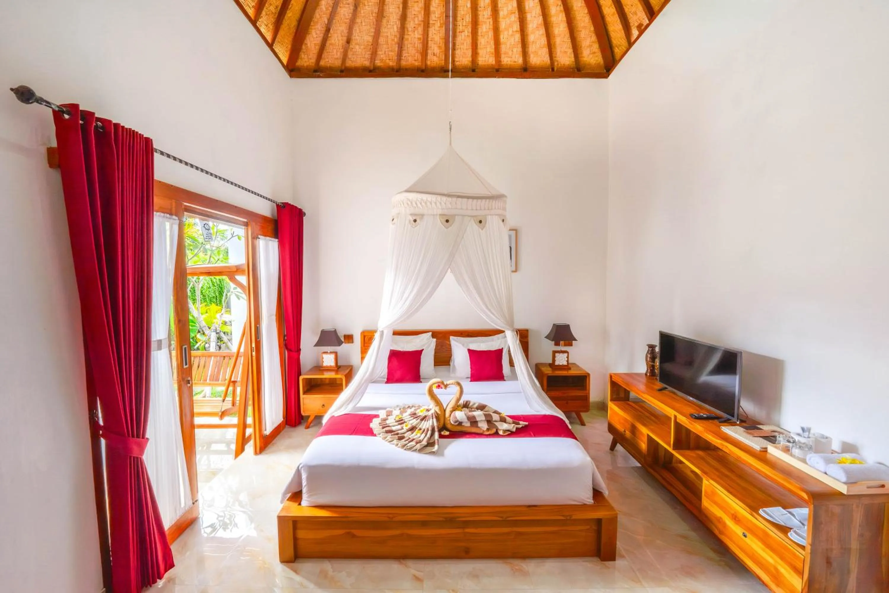King Suite in Innora Jungle Resort And Spa