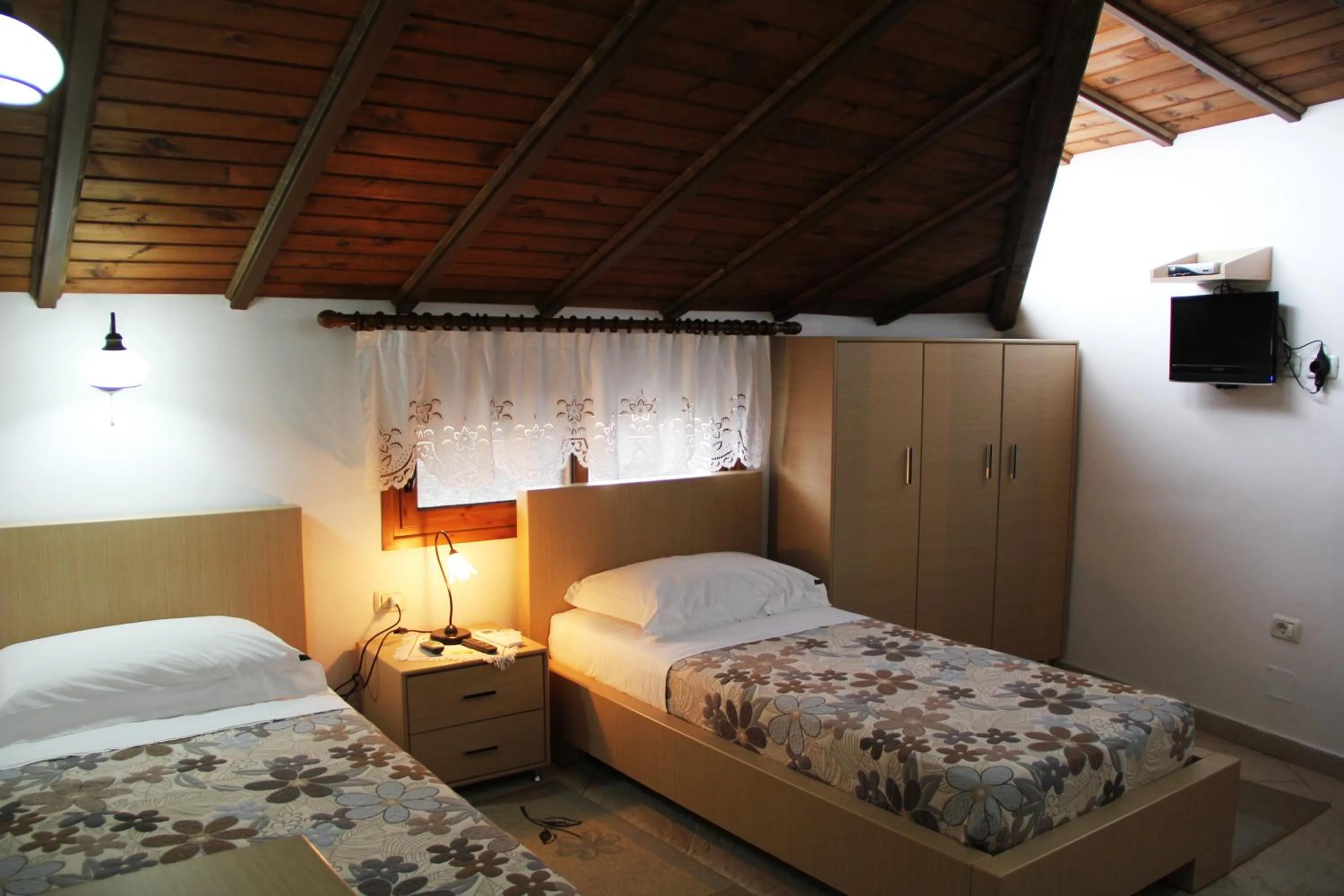 Twin Room - single occupancy in Hotel Boutique Osumi