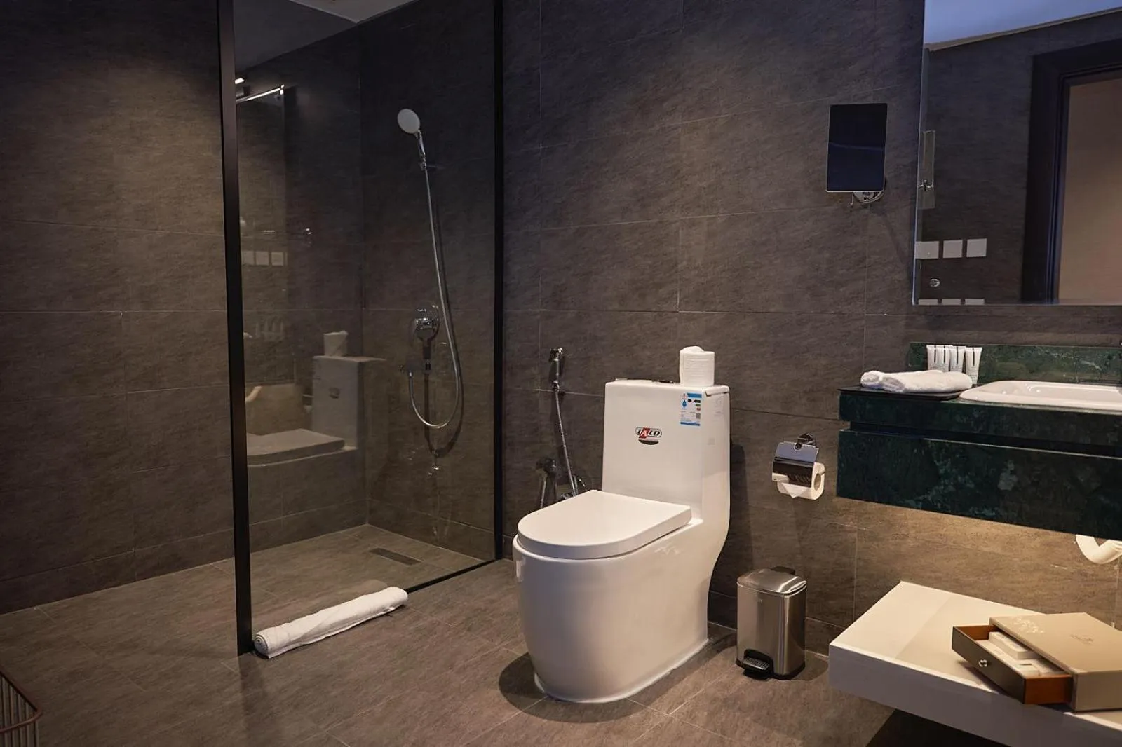 Budget Double Room - single occupancy in Marvelous Hotel