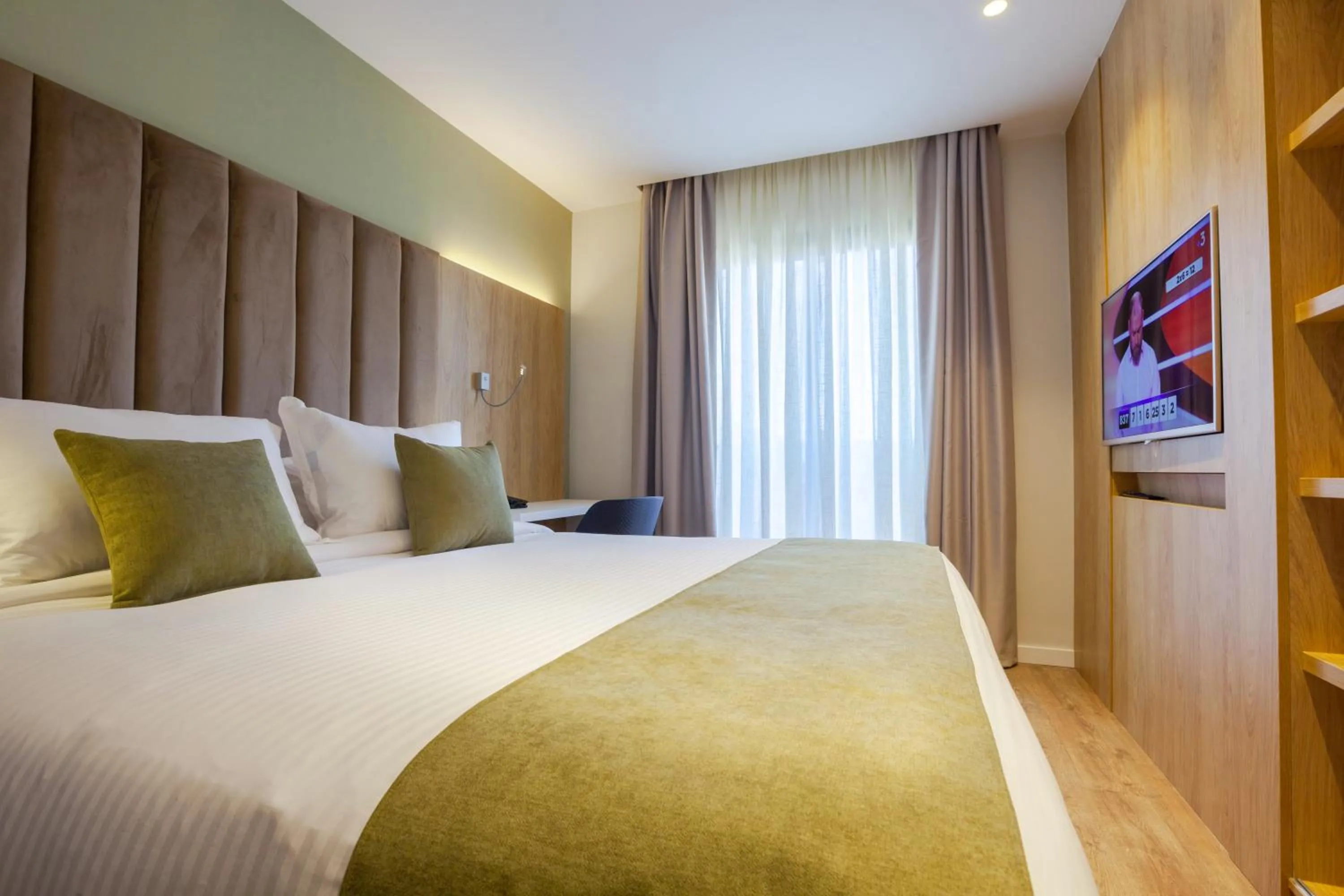 Double Room with Balcony in IBIRIS