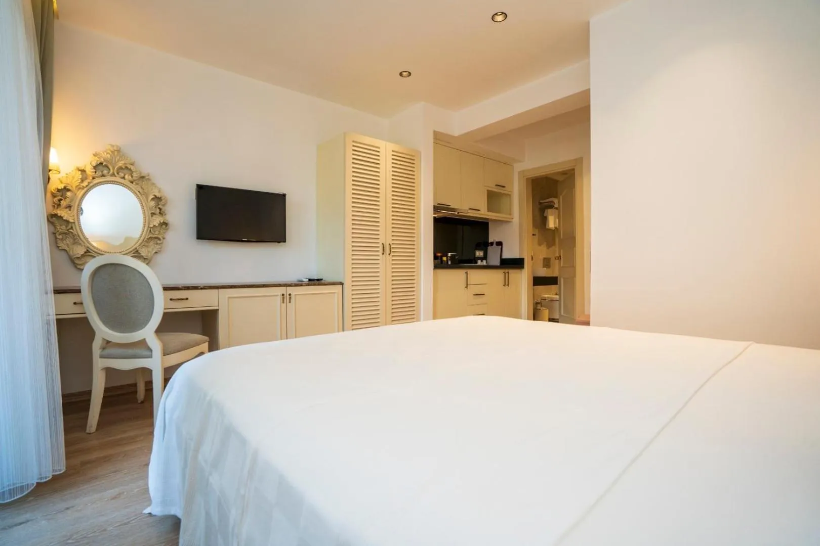 Standard Studio in Channel Suites