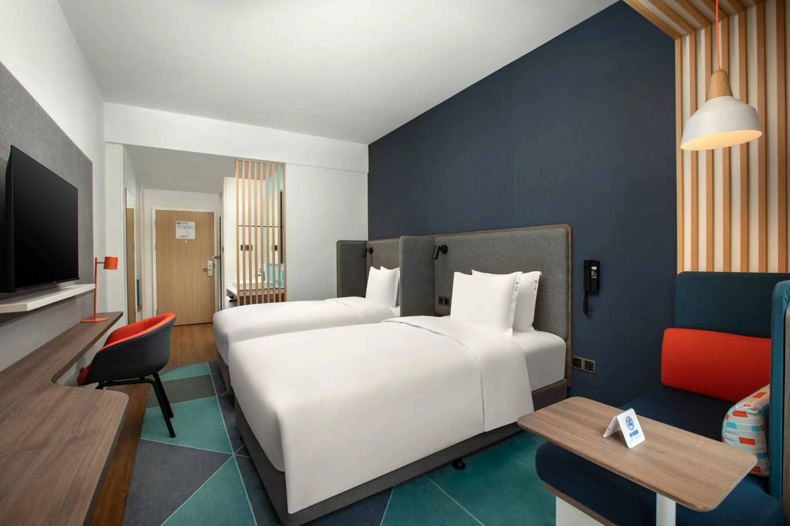 Standard Twin Room - Non-Smoking in Holiday Inn Express Guiyang Qingyan by IHG