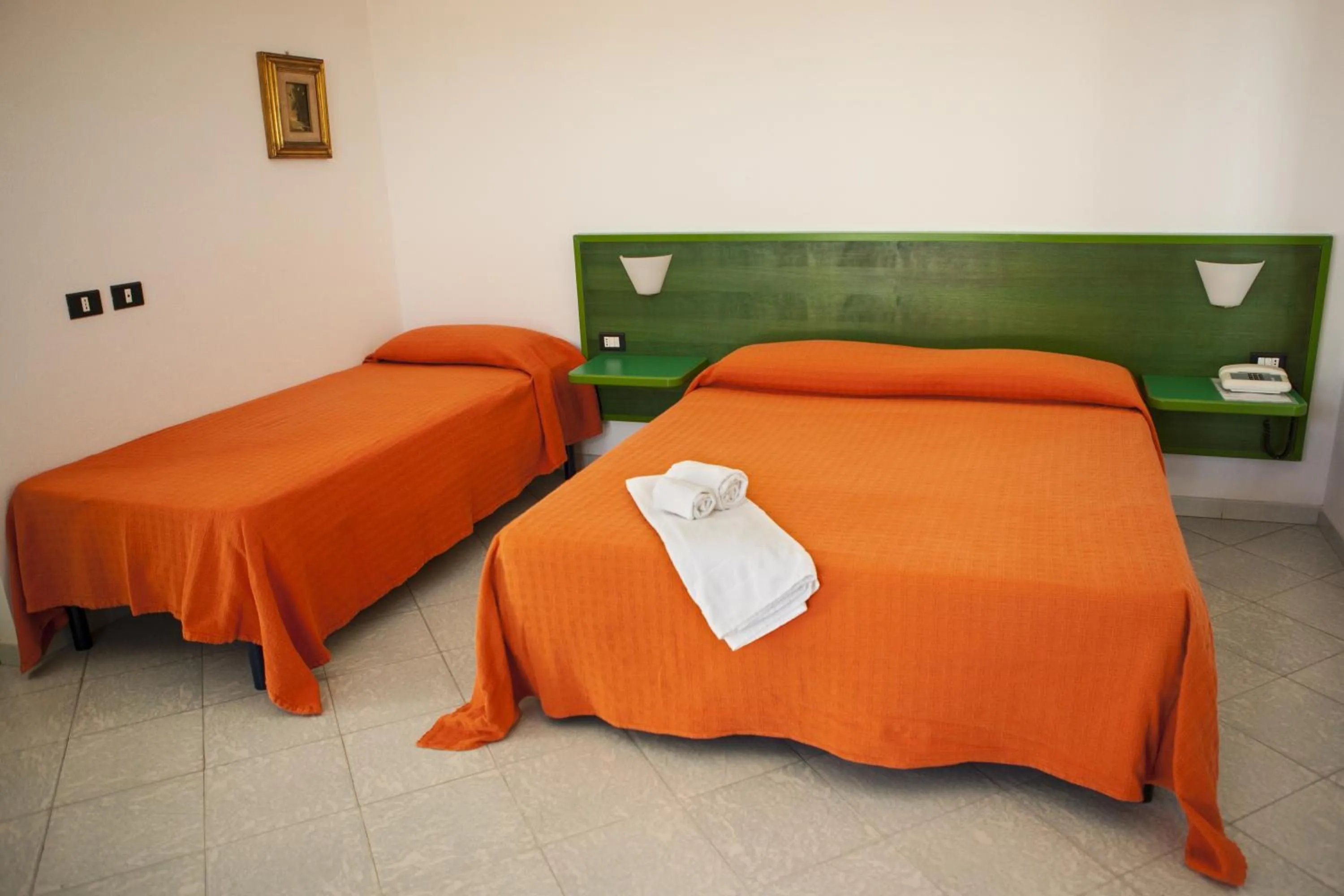 Comfort Triple Room - single occupancy in Hotel Piccada