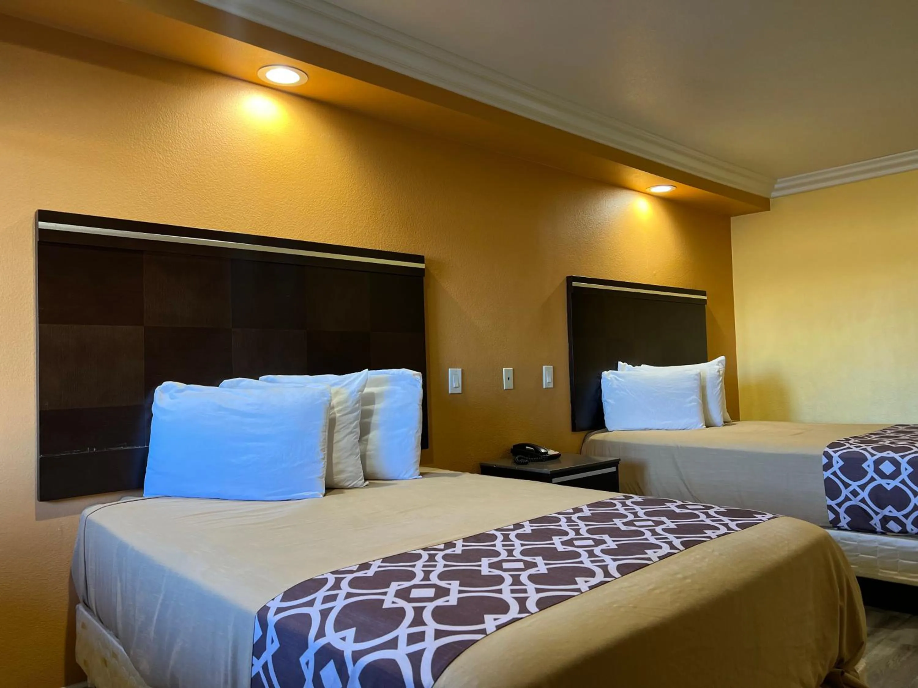 Standard Double Room in Industry Inn & Suites