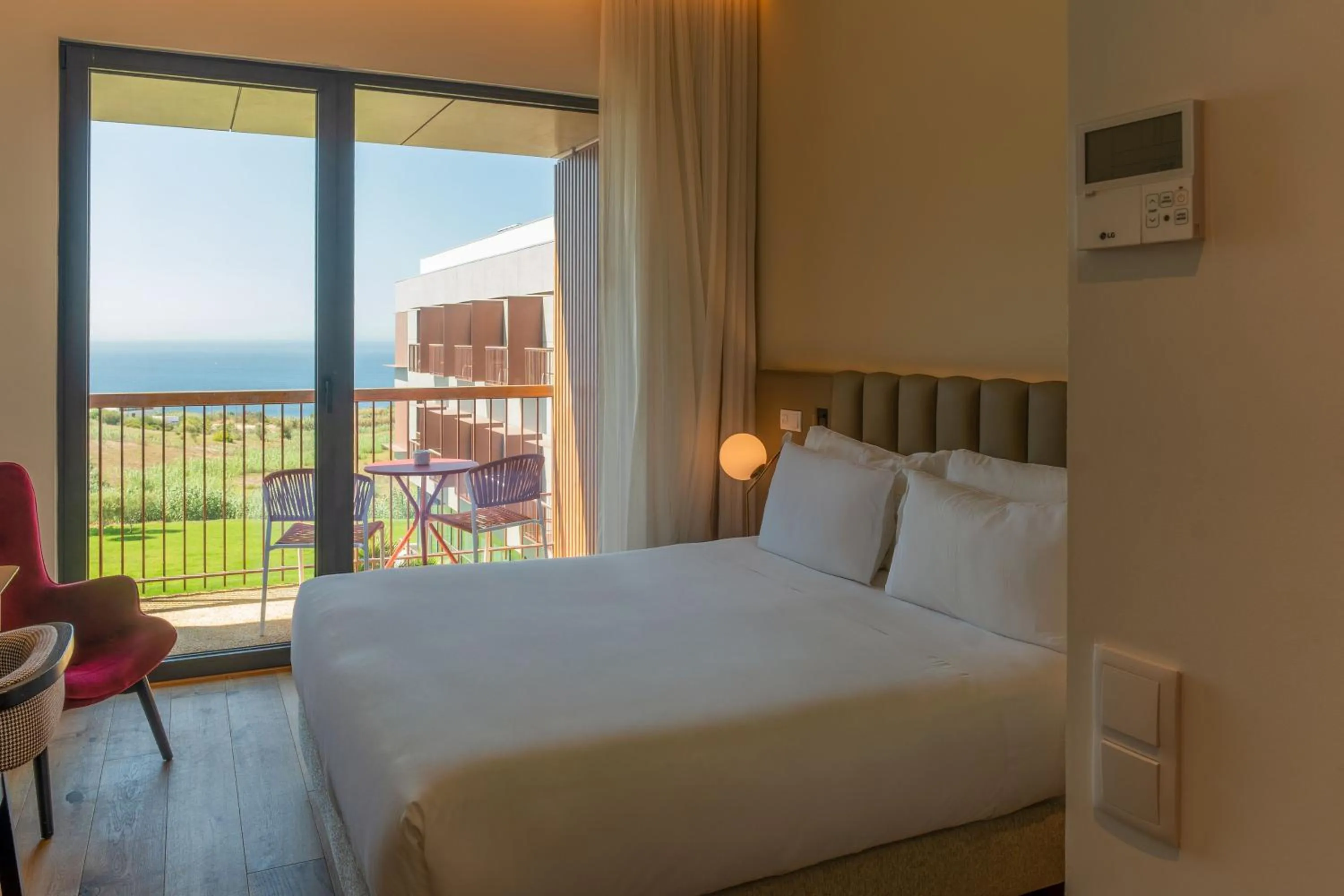 Superior Double Room with Sea View in Sines Sea View Business & Leisure Hotel