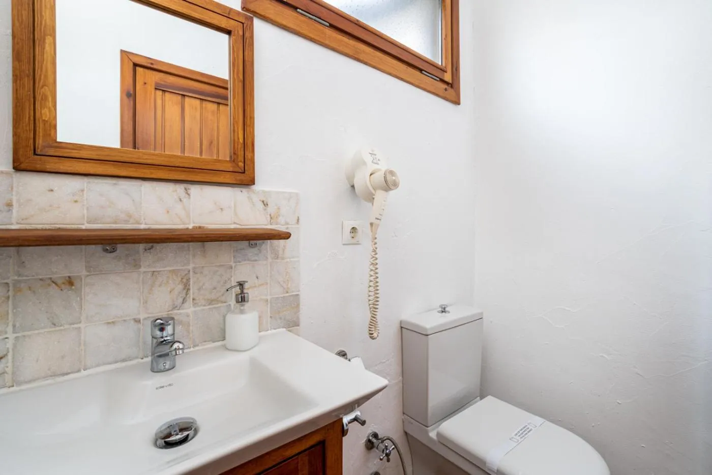 Deluxe Double Room in Ephesus Lodge