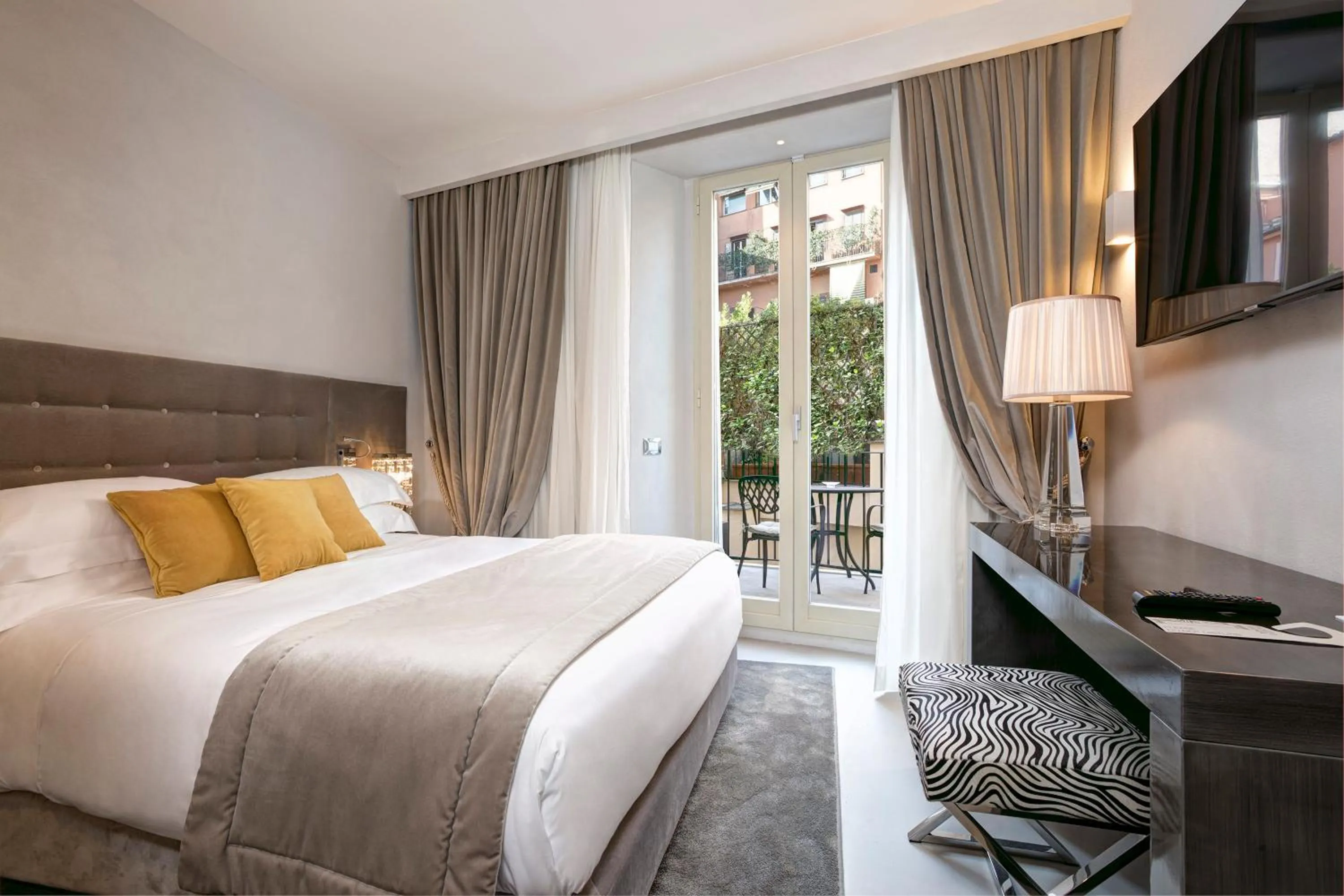 Superior Double Room in Palazzo Nainer