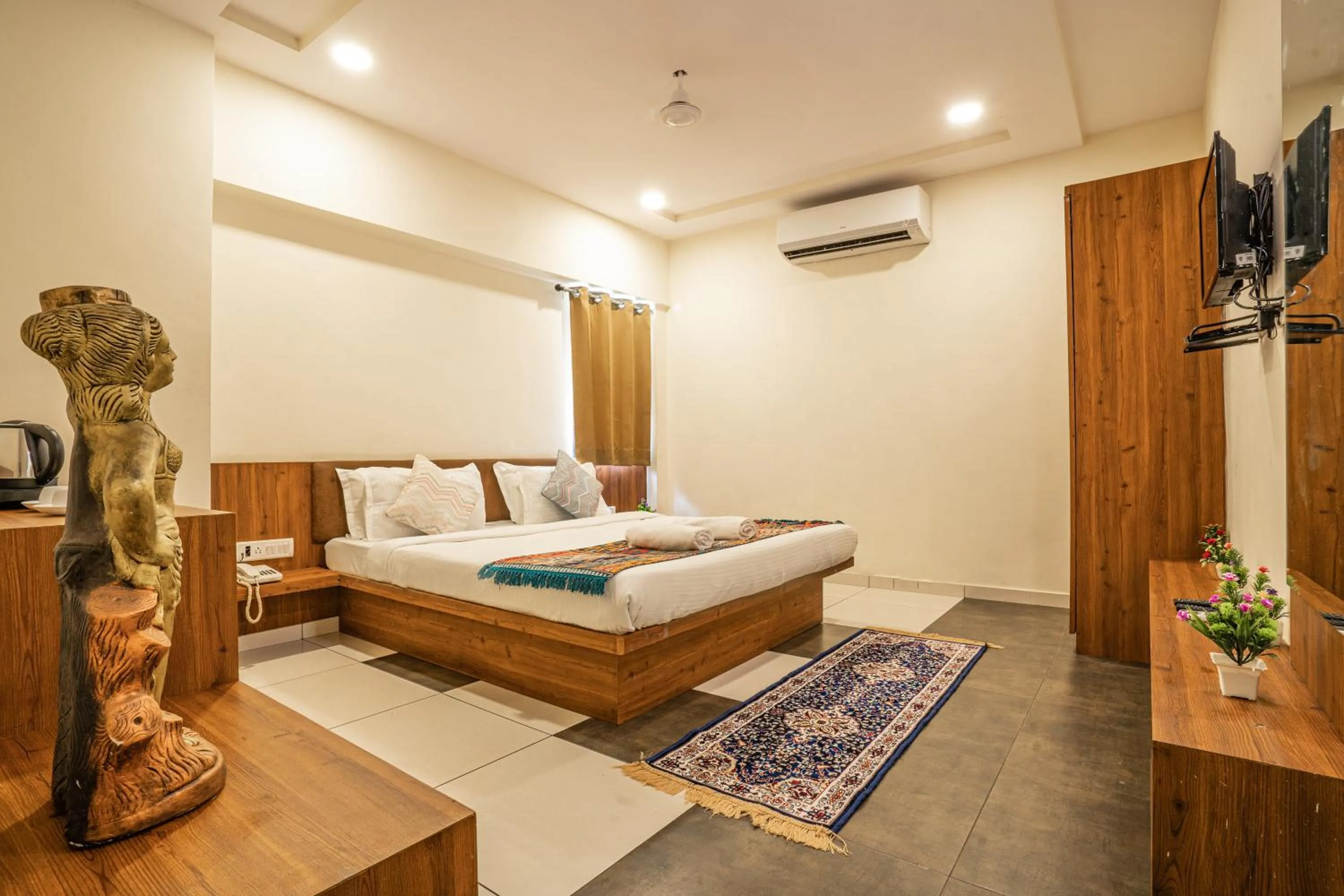 Deluxe Double Room in Hotel Naman