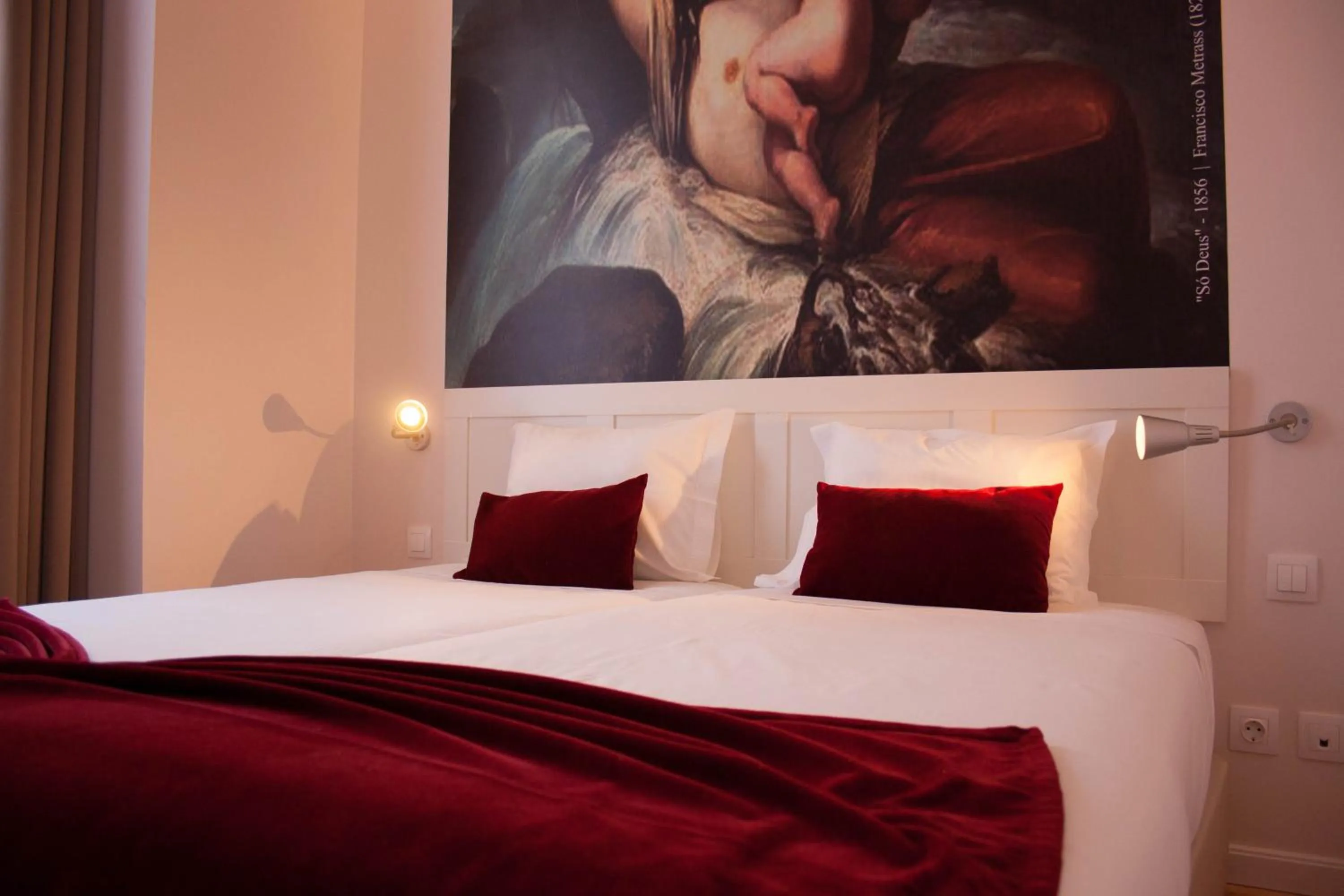 Superior Double or Twin Room in Lisbon Arsenal Suites