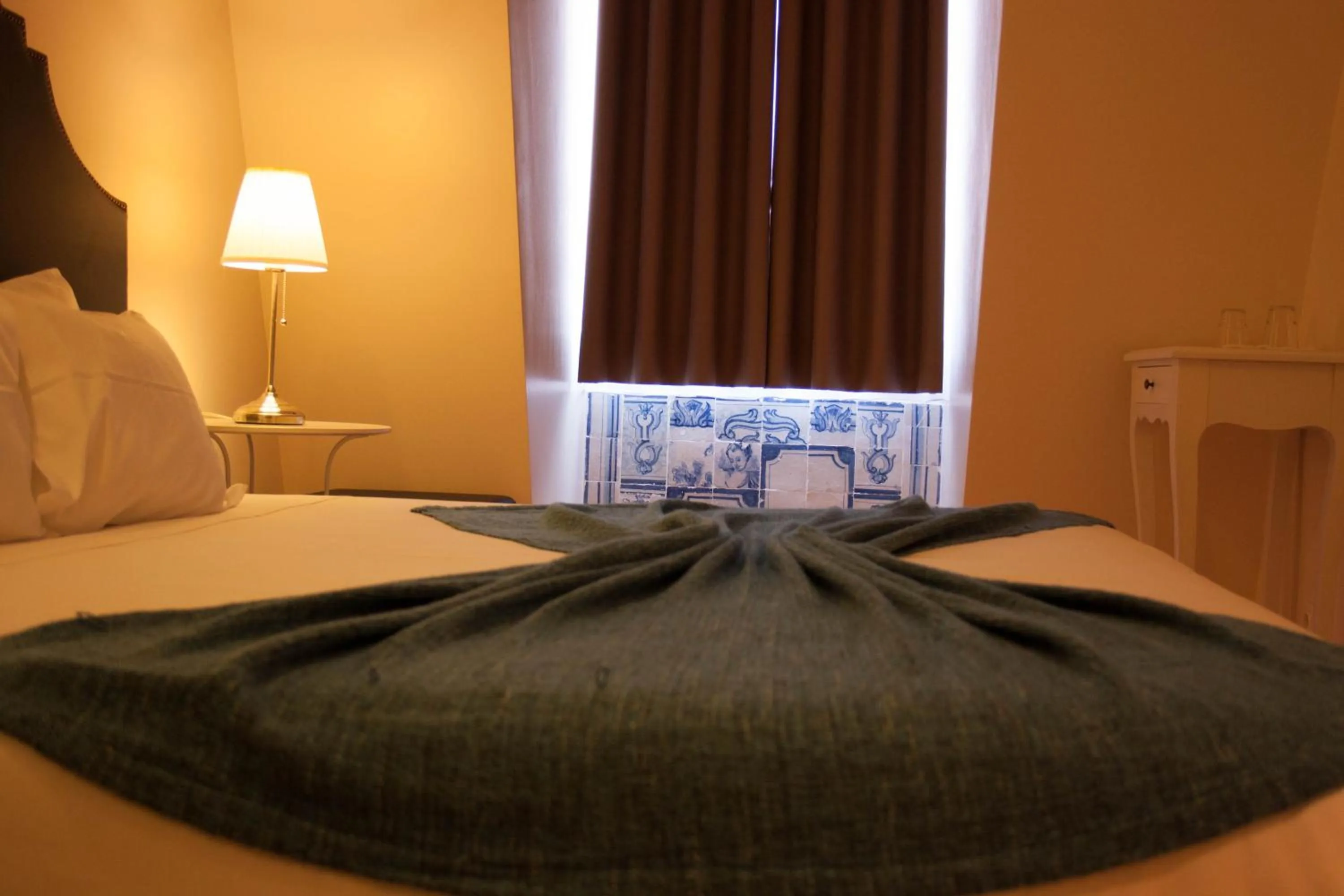 Superior Double or Twin Room with City View in Lisbon Arsenal Suites