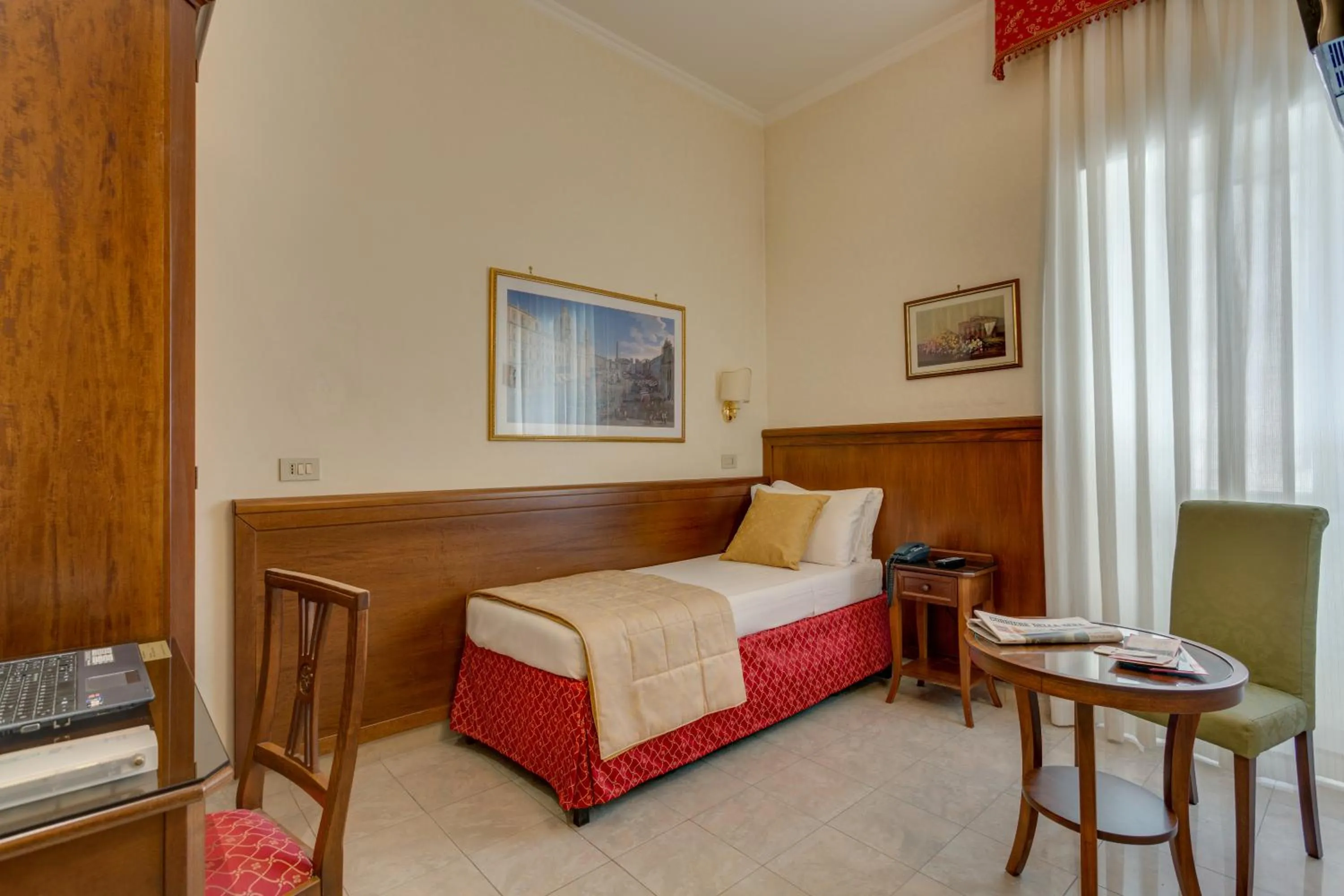 Single Room - single occupancy in Hotel Silla