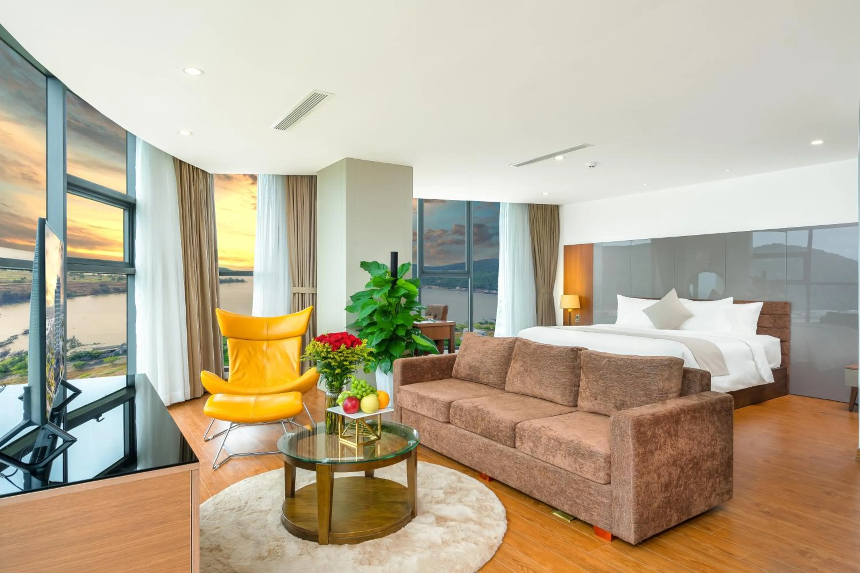 Presidential Suite Panoramic View - single occupancy in Alan Sea Hotel Danang