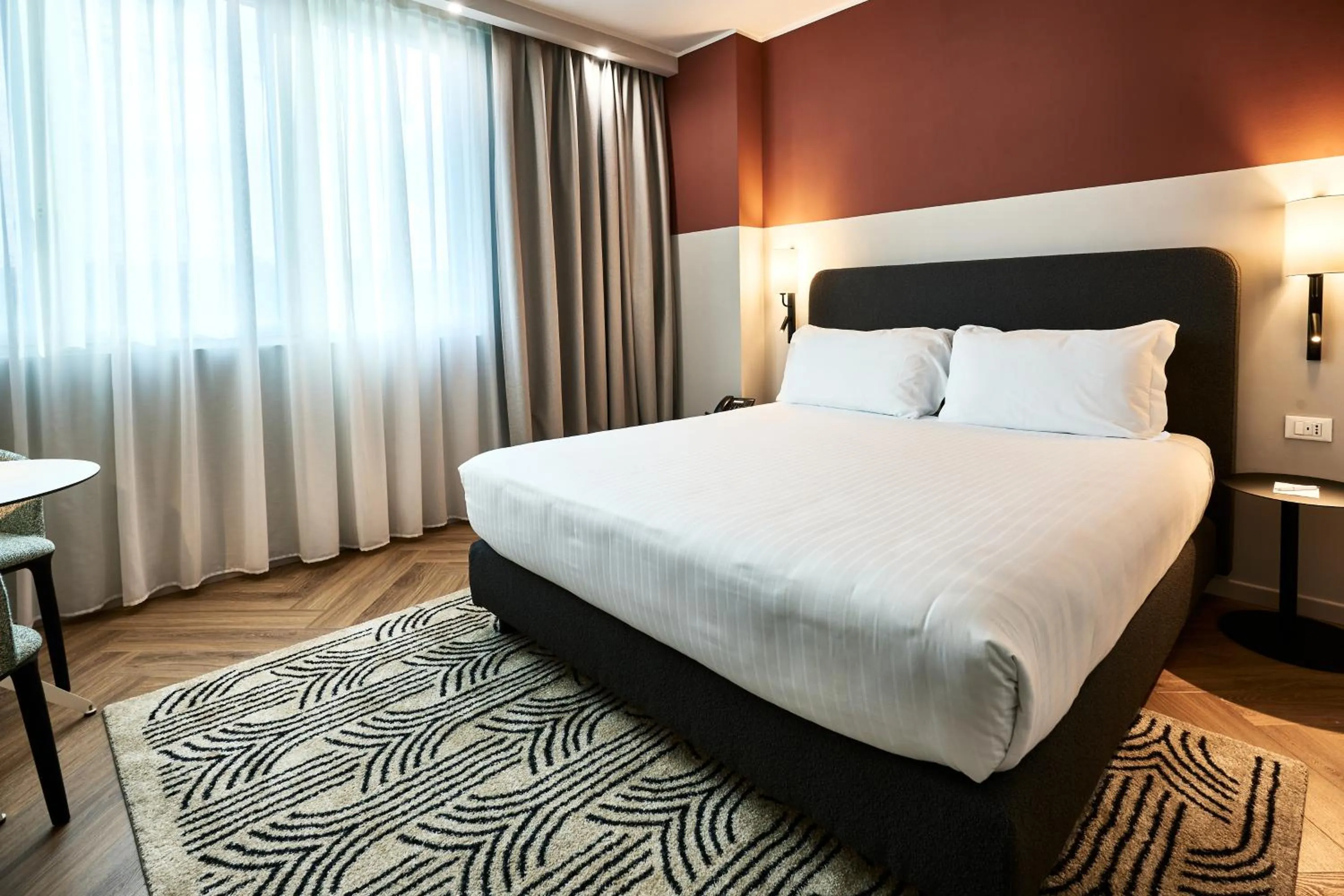 Standard King Room in Crowne Plaza Padova by IHG