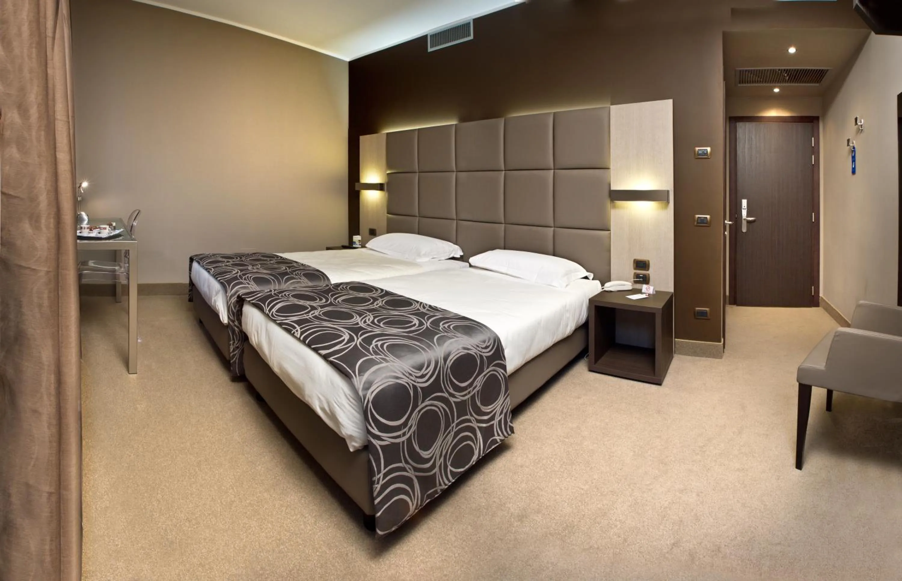 Superior Double or Twin Room in Hotel Soperga