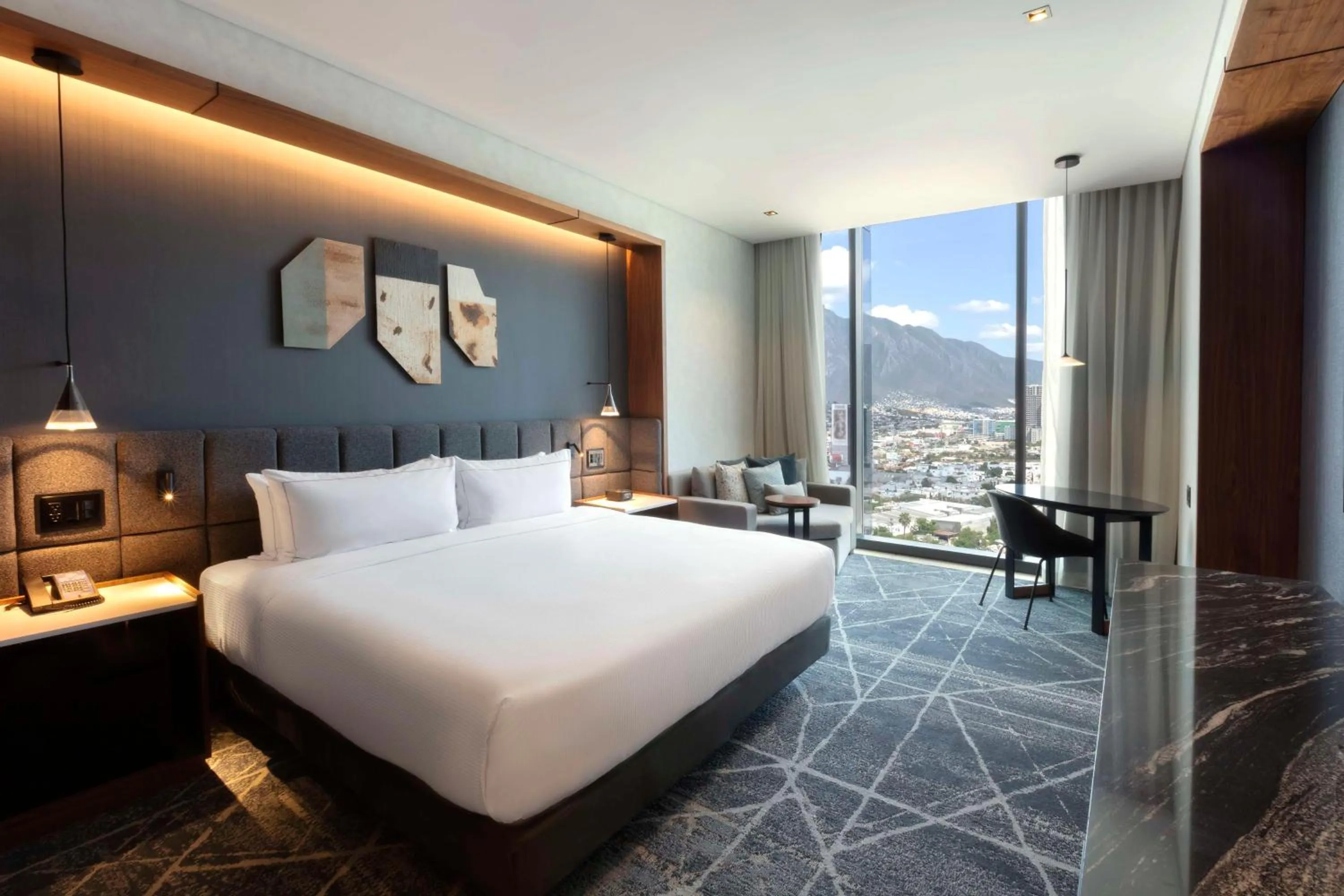 King Room - Executive Floor in Hilton Monterrey Valle