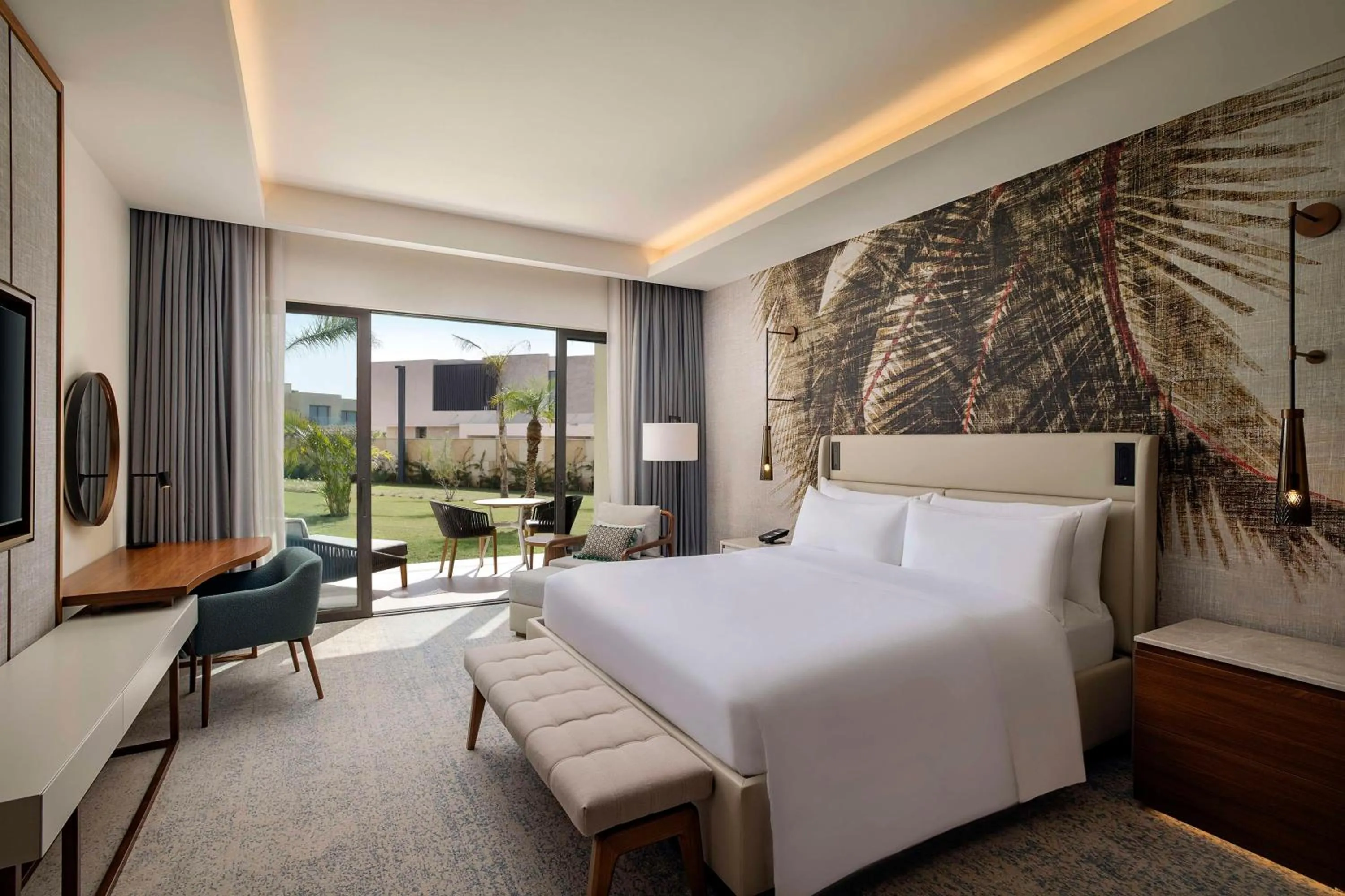 Deluxe King Room with Garden View in Conrad Rabat Arzana