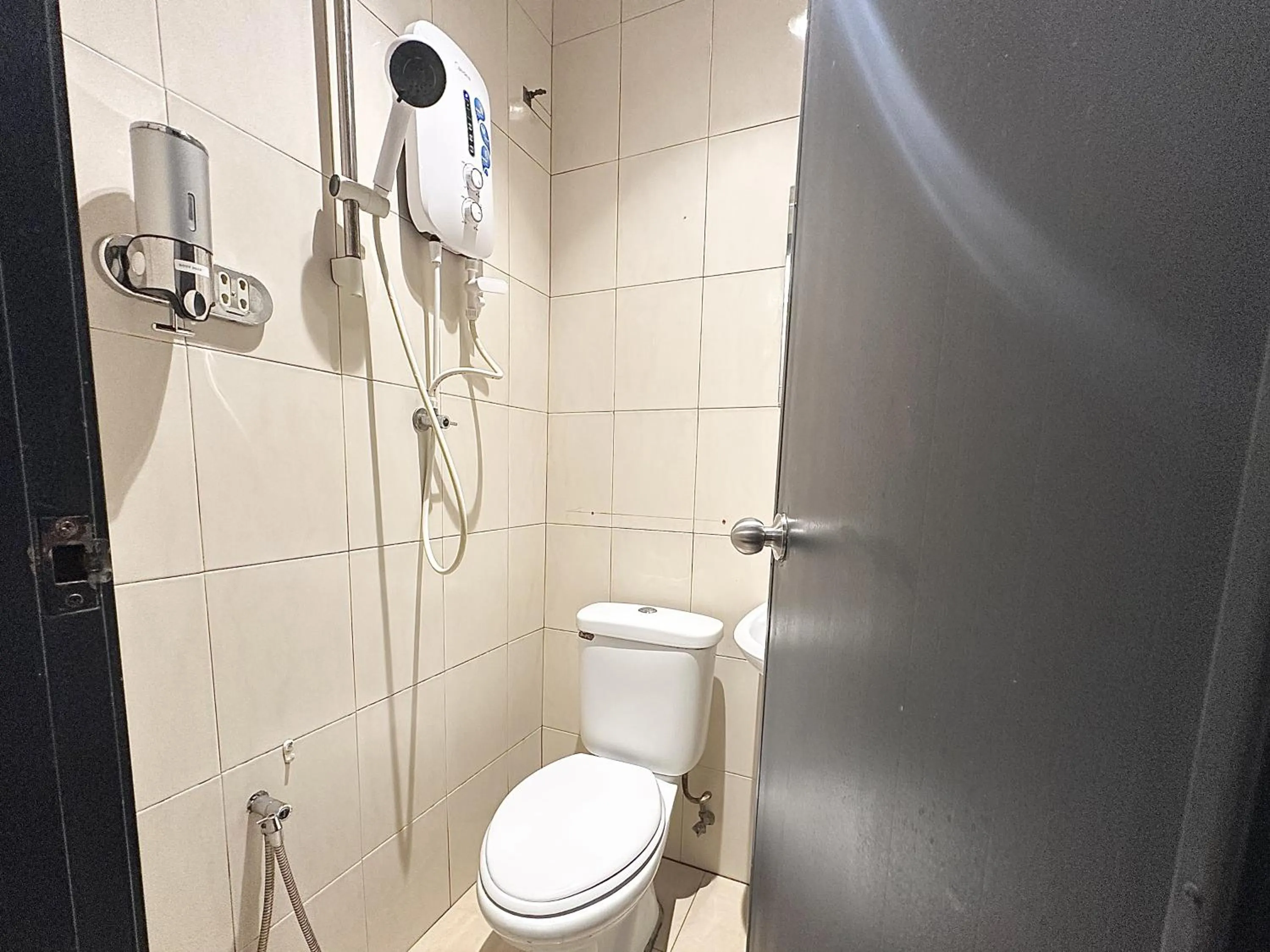 Superior Queen Room - single occupancy in # Hashtag Hotel - Self Check in