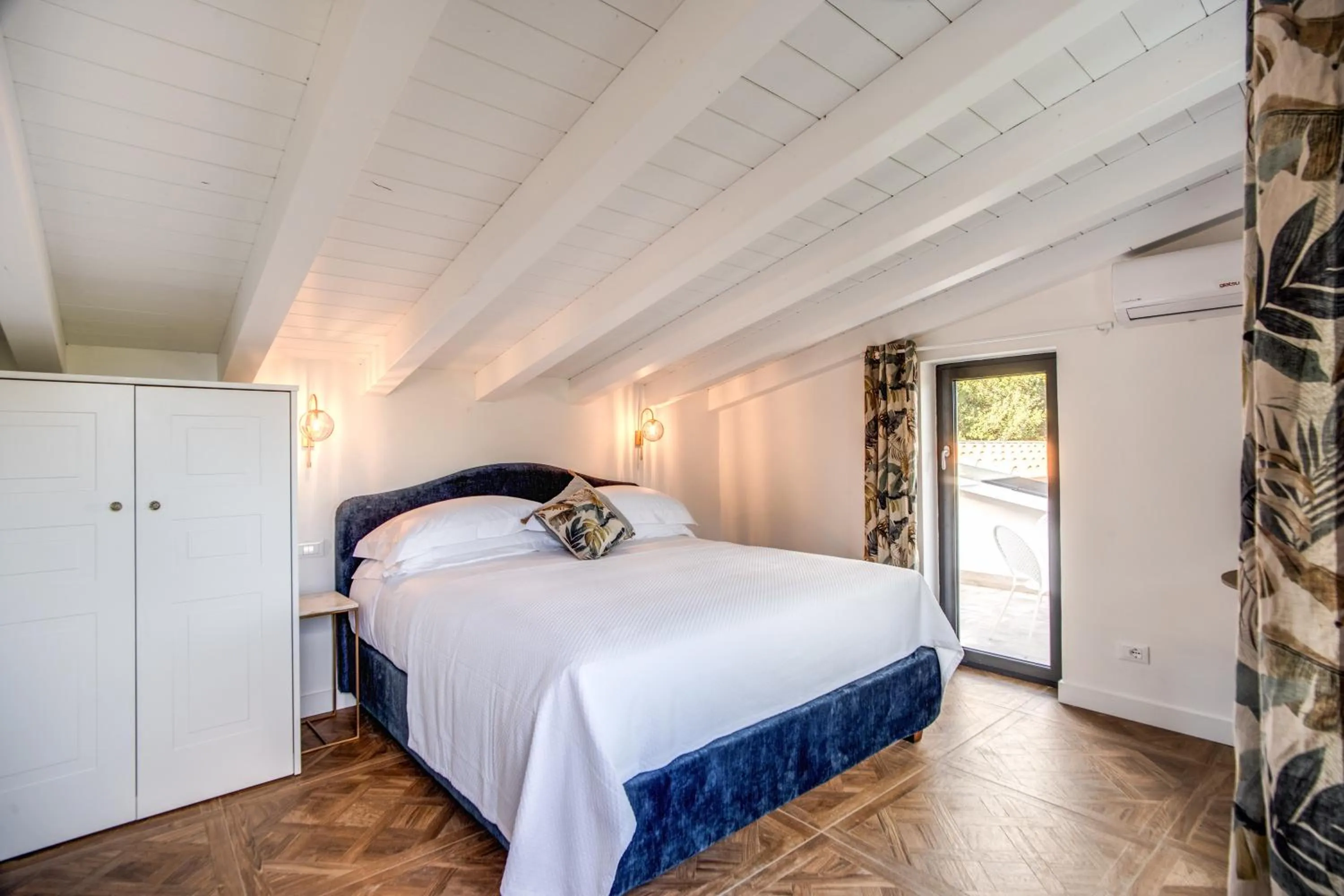 Double Room with Terrace in Vigna Caio Relais & Spa