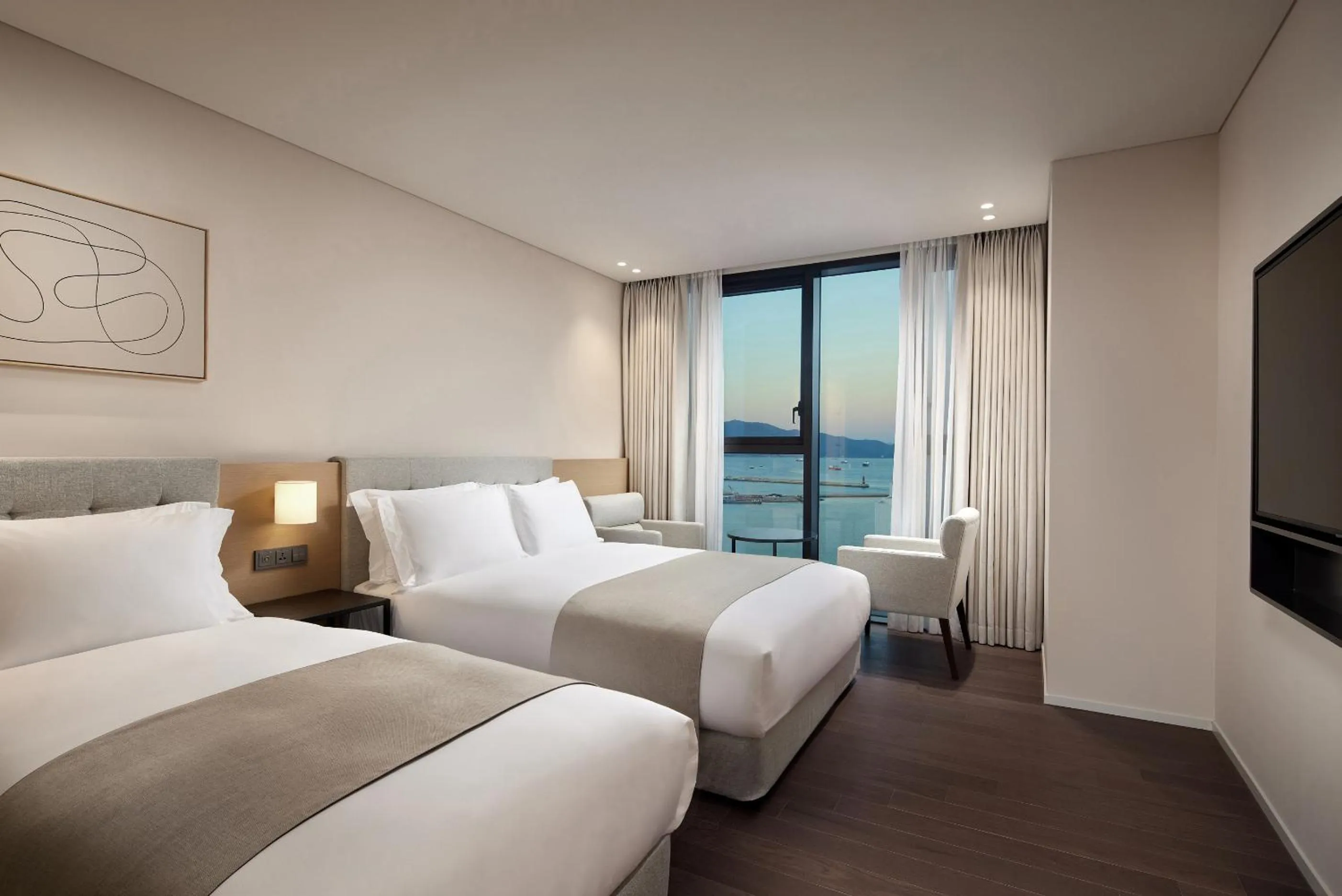 Standard Family Twin Room with Ocean View in Shilla Stay Yeosu Expo Station