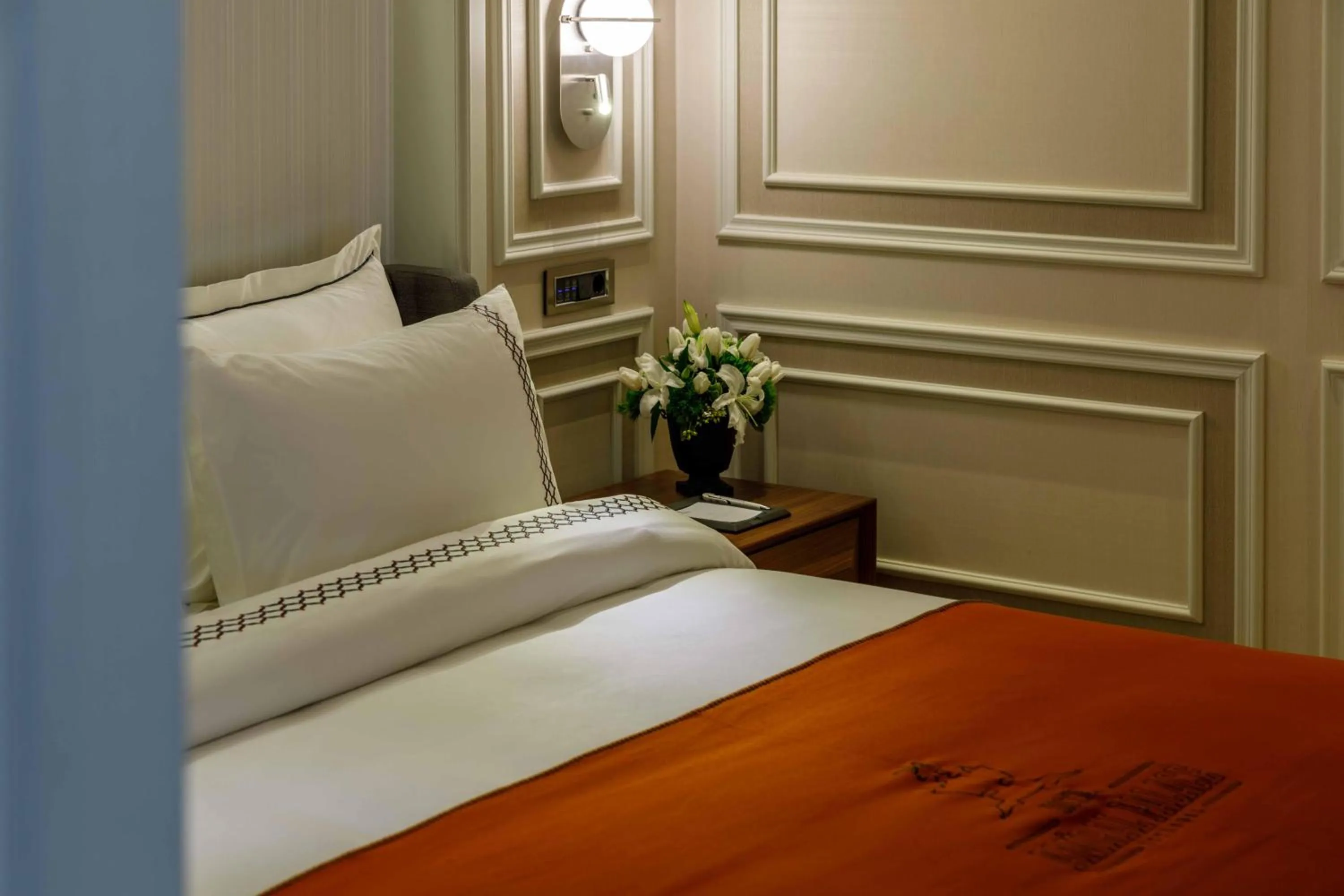 Deluxe Room in Amiral Palace Hotel Boutique Class