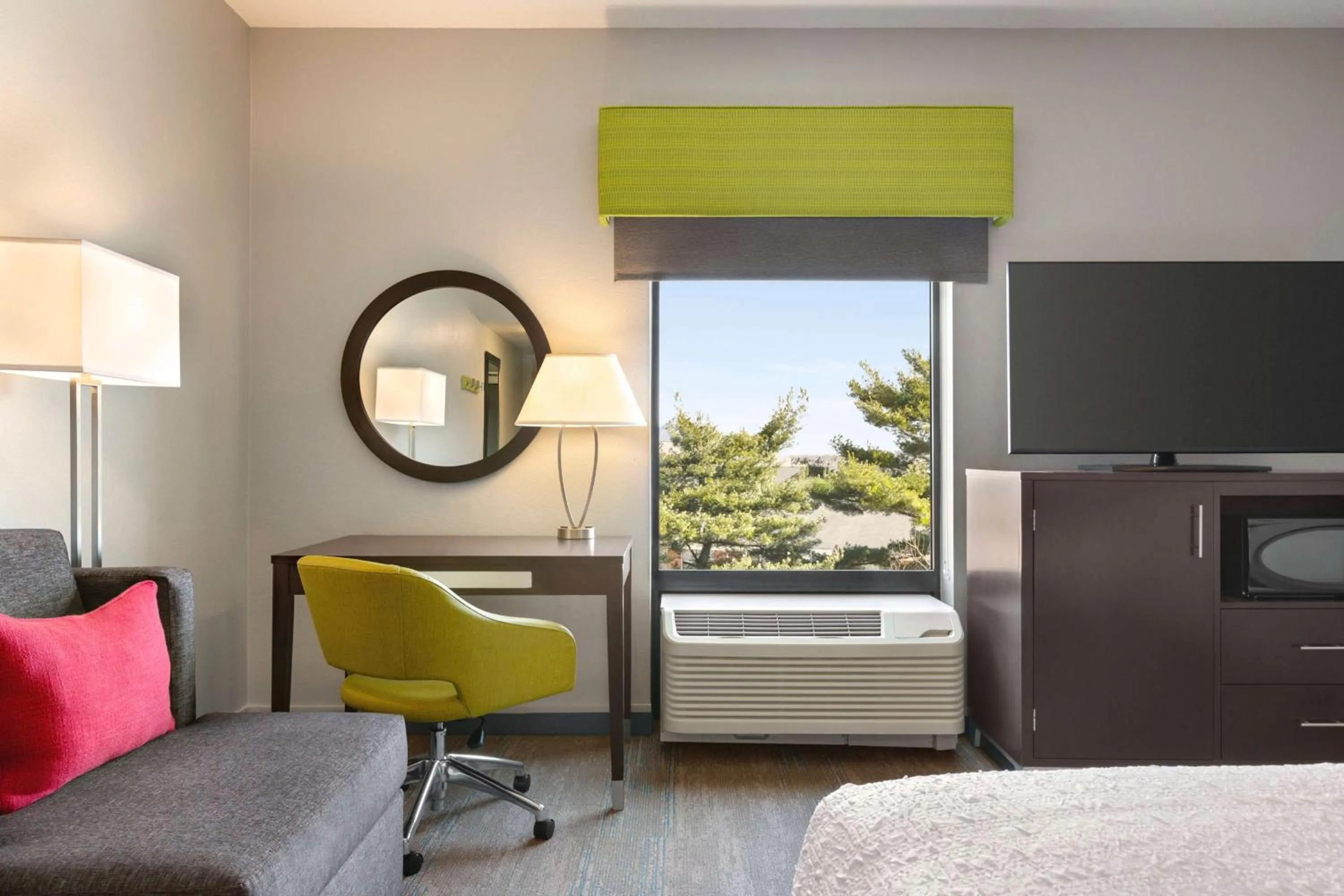 King Room - Non-Smoking in Hampton Inn & Suites York South