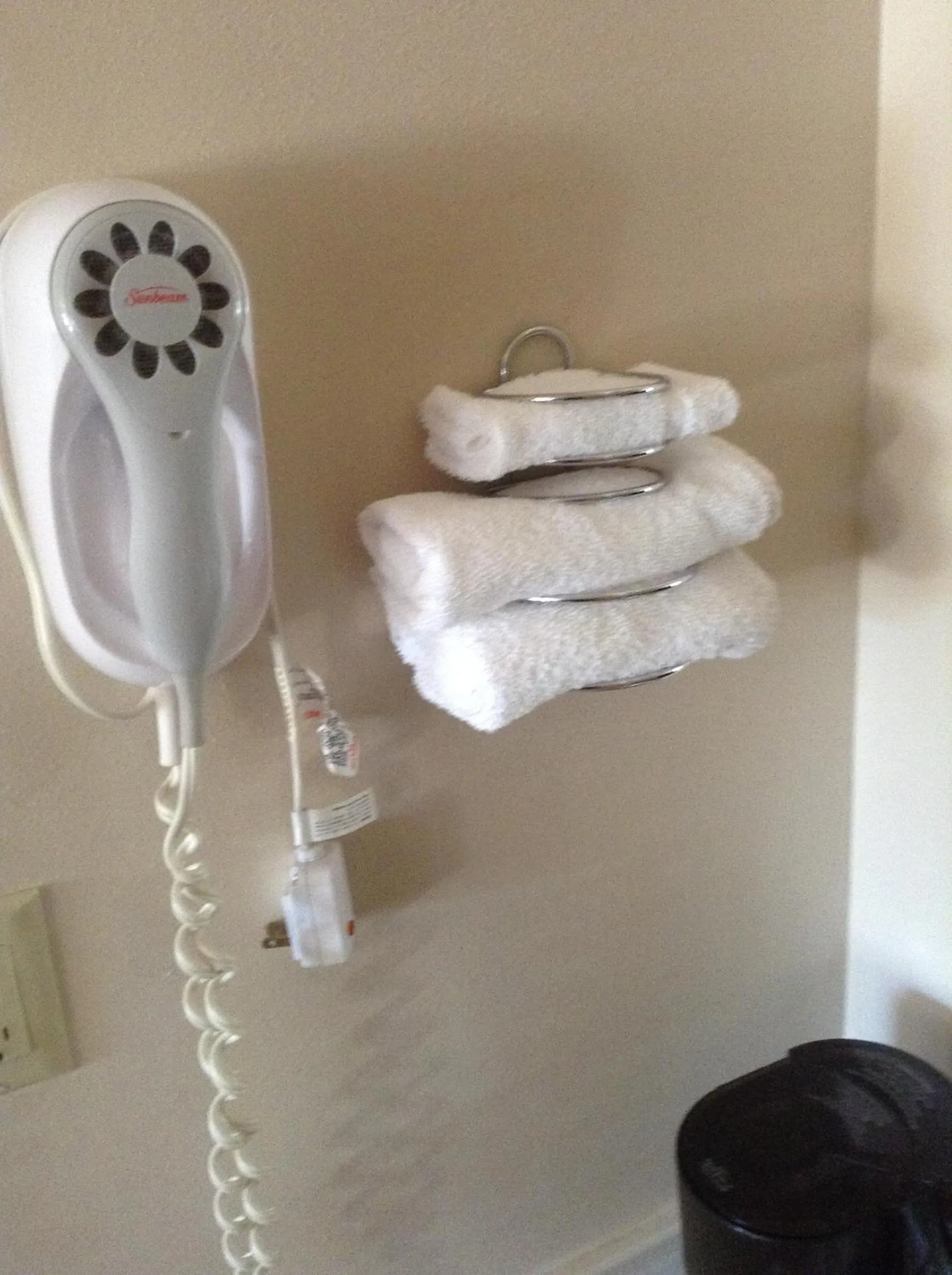 Queen Room - Non-Smoking in Super 8 by Wyndham Mason City