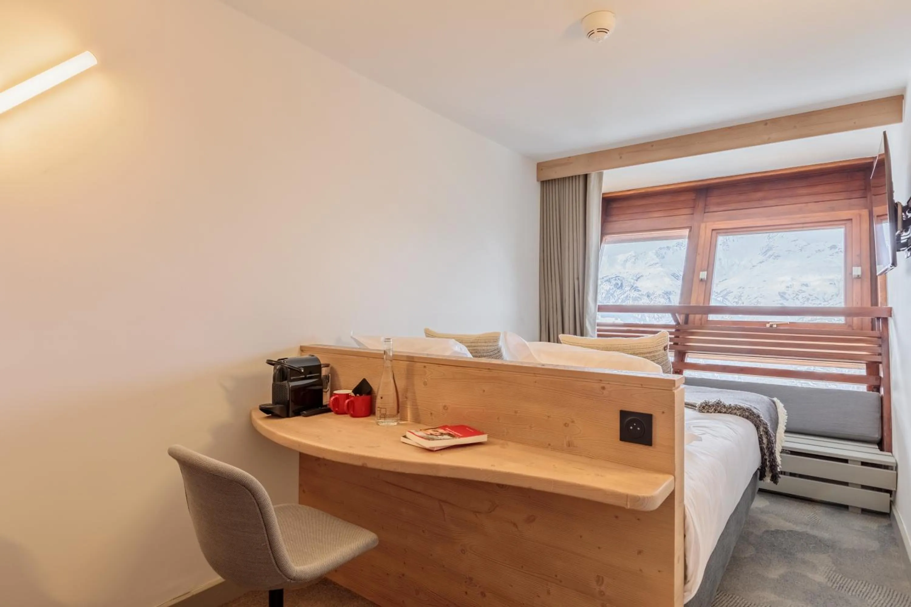 Double Room with Panoramic View in La Cachette, Friendly Hotel & Spa