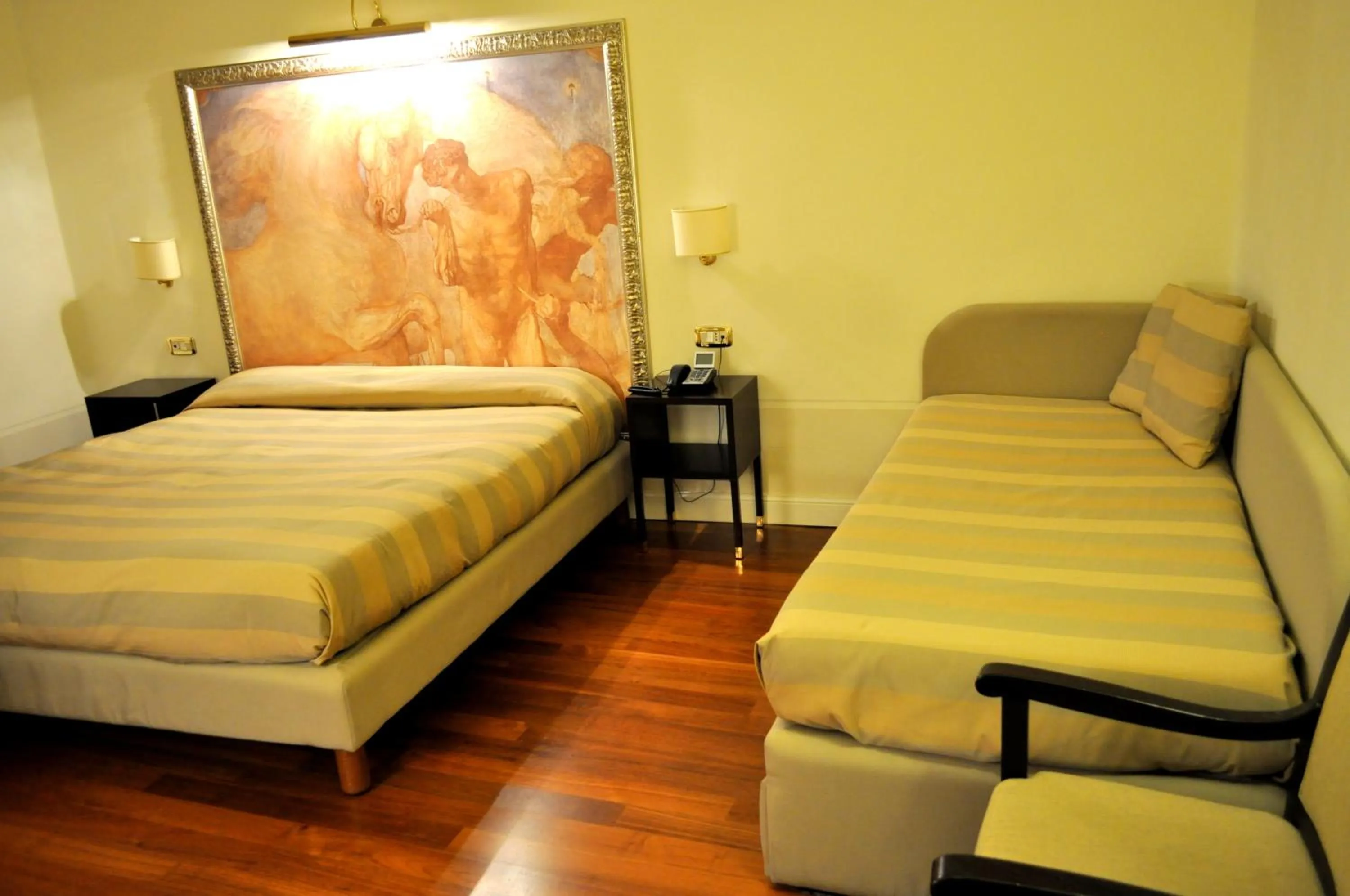Triple Room in Albergo Sant'Emidio