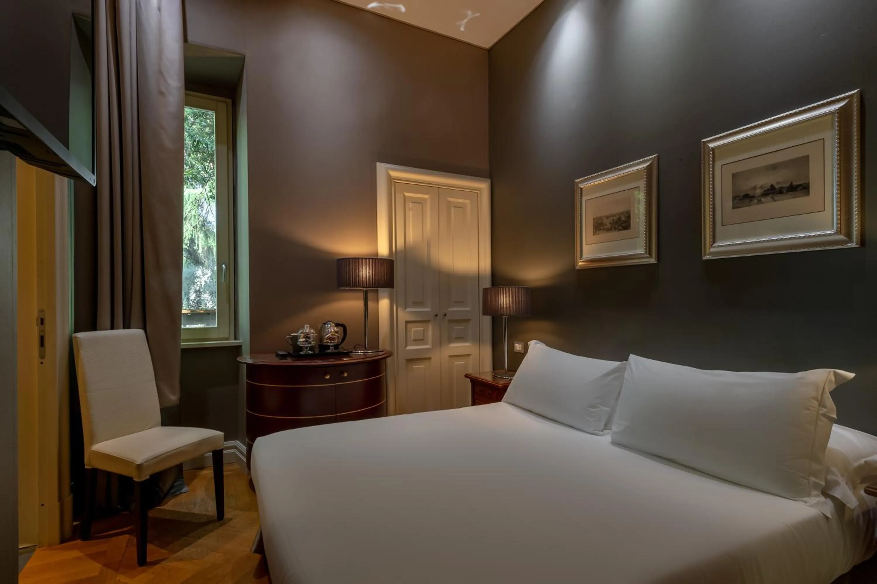 Small Double Room in Hotel Principe Torlonia