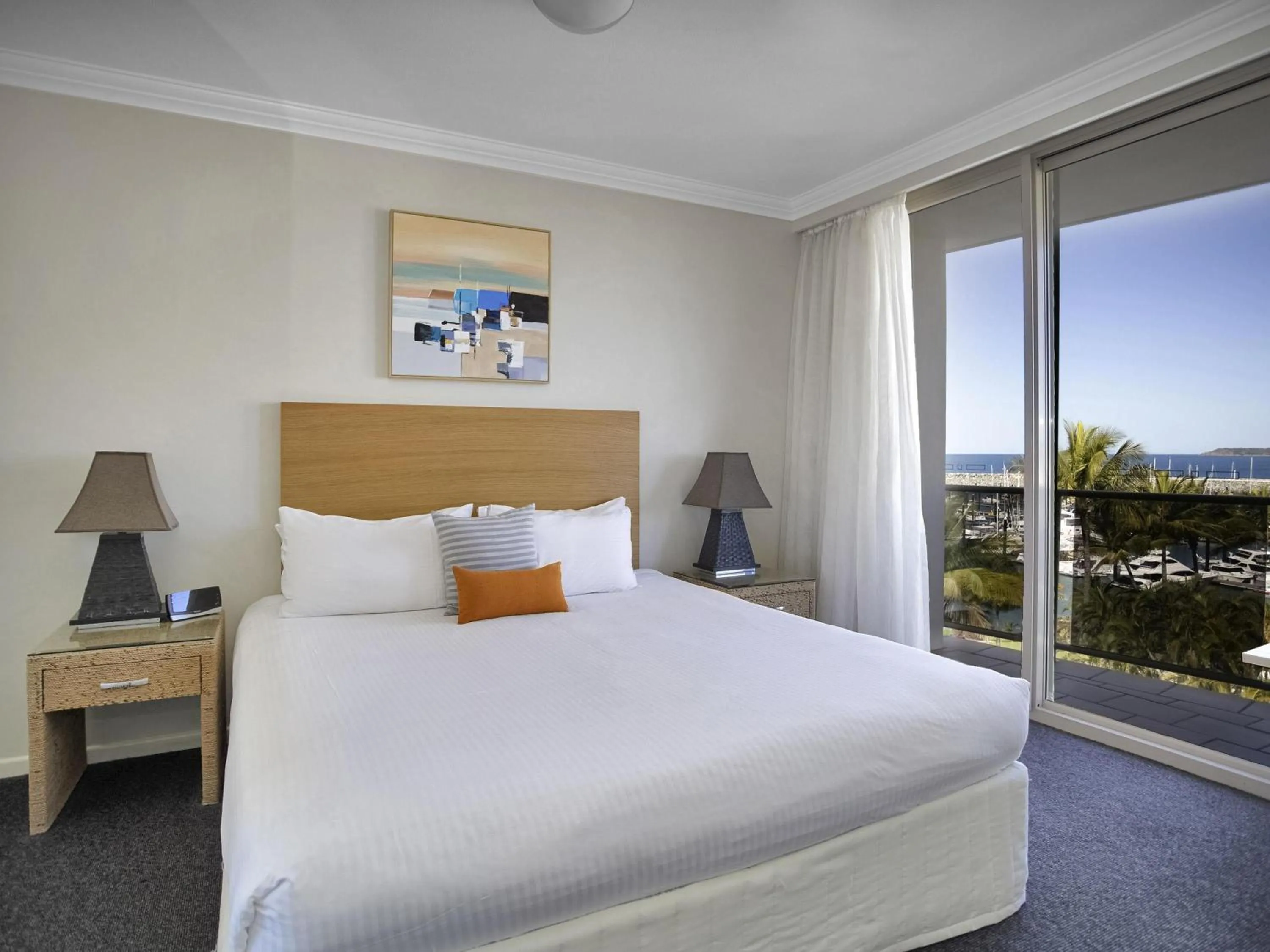 Superior Queen Room in Mantra Mackay